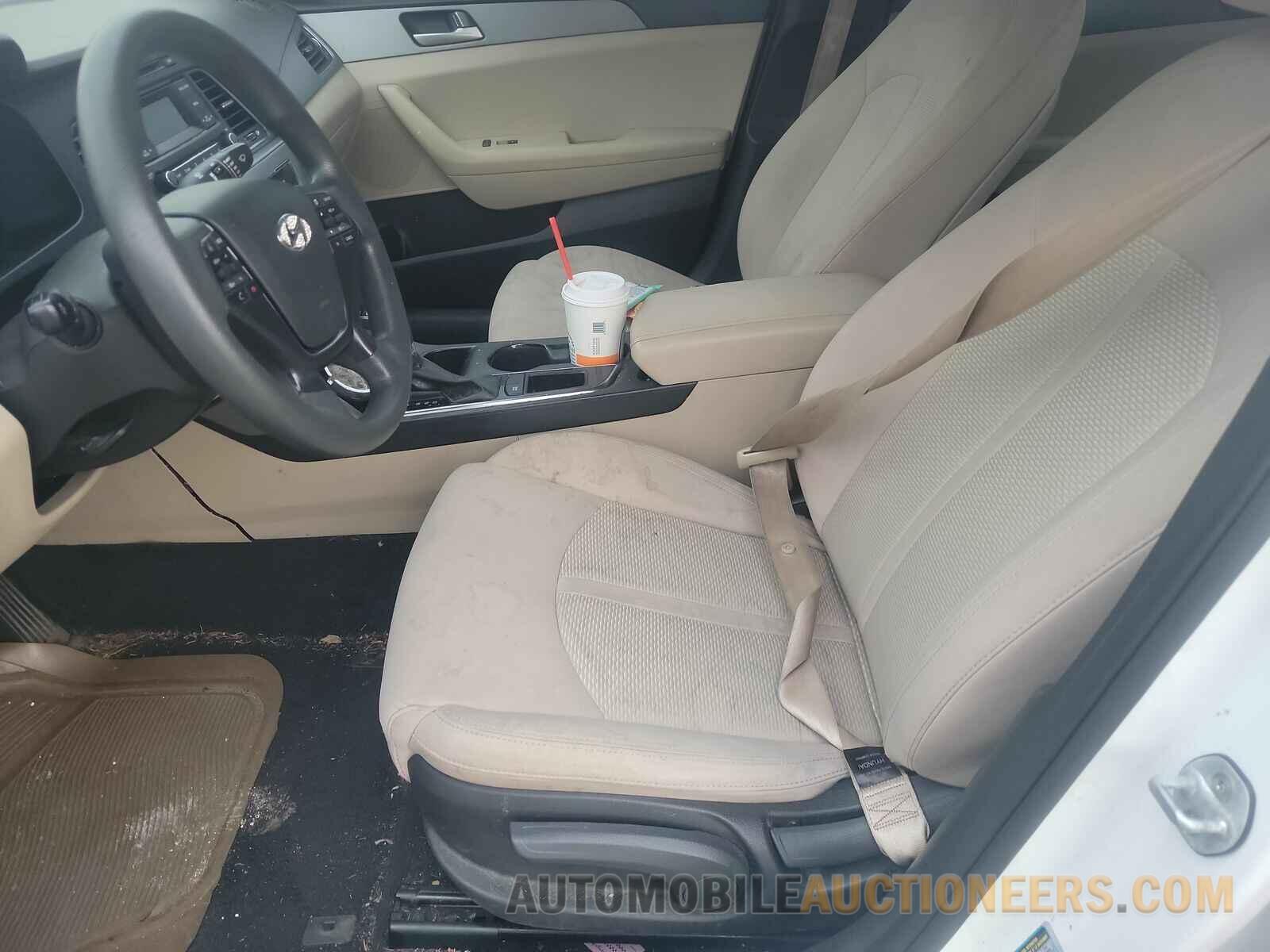 5NPE24AF3HH500985 Hyundai Sonata 2017