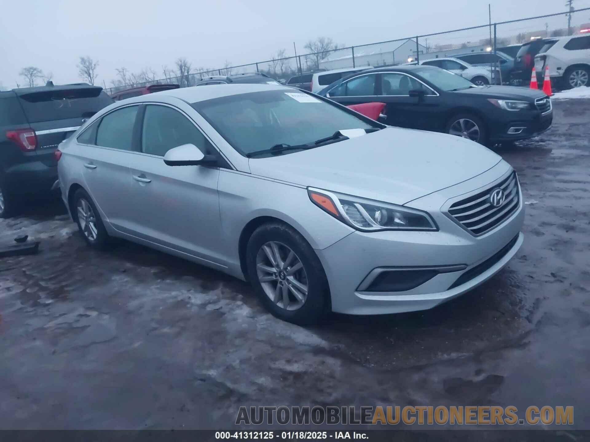 5NPE24AF3HH559261 HYUNDAI SONATA 2017