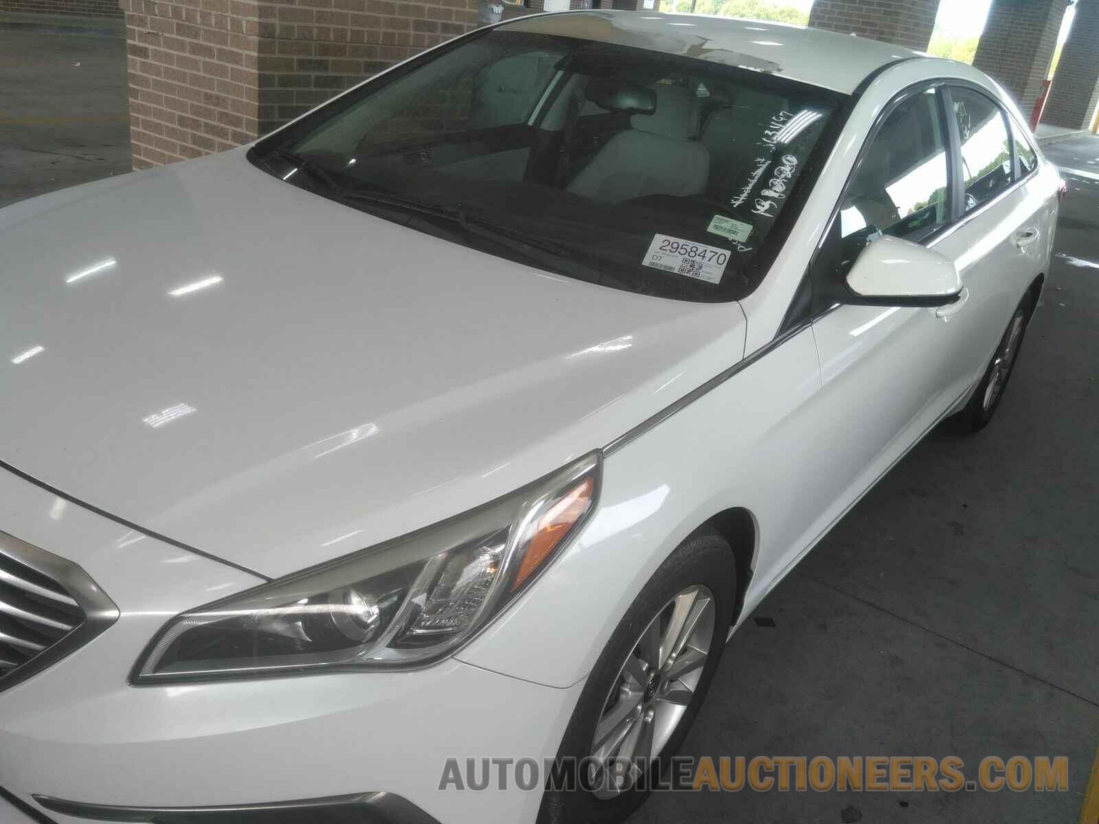 5NPE24AF4GH303497 Hyundai Sonata 2016