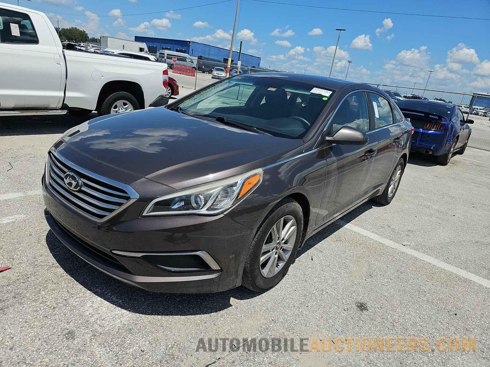 5NPE24AF4HH525040 Hyundai Sonata 2017