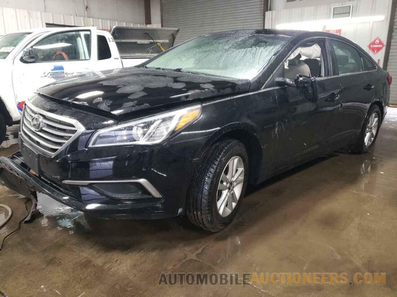 5NPE24AF4HH525488 HYUNDAI SONATA 2017