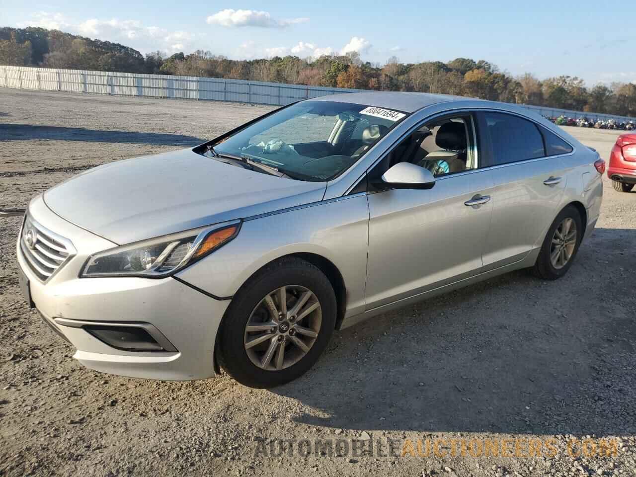 5NPE24AF4HH563285 HYUNDAI SONATA 2017