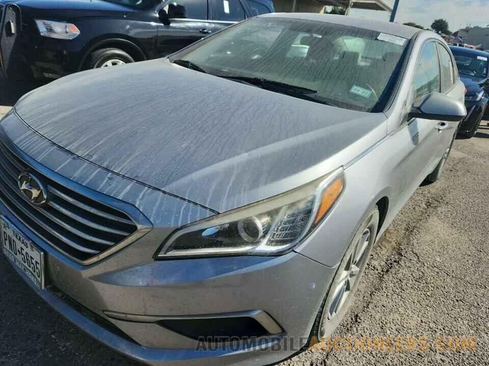 5NPE24AF4HH572715 Hyundai Sonata 2017