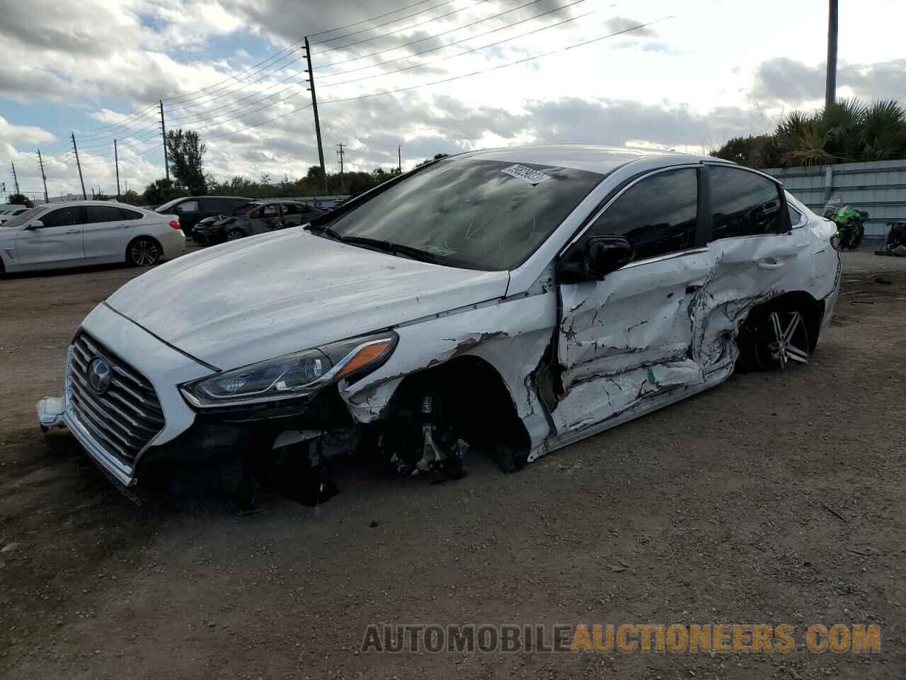 5NPE24AF4KH786854 HYUNDAI SONATA 2019