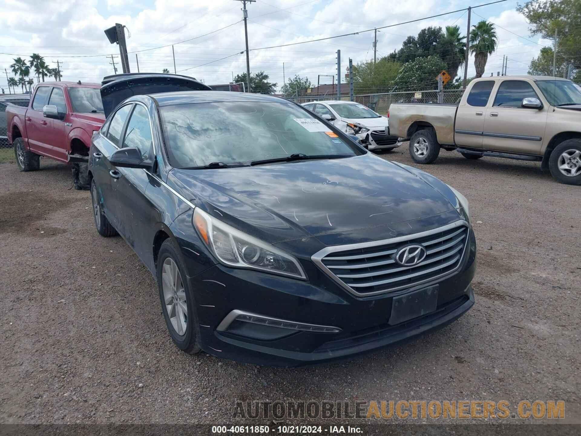 5NPE24AF5FH000565 HYUNDAI SONATA 2015