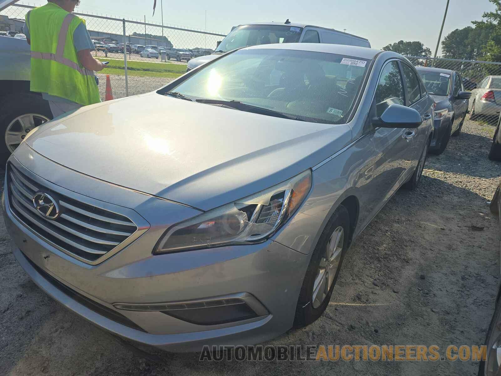 5NPE24AF5FH070194 Hyundai Sonata 2015