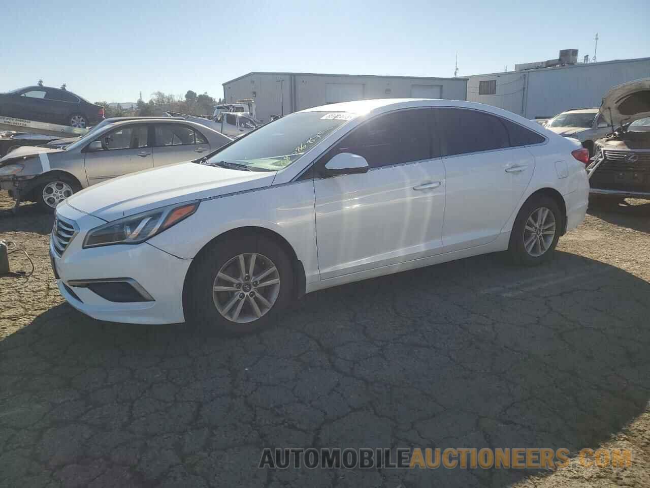 5NPE24AF5GH289190 HYUNDAI SONATA 2016