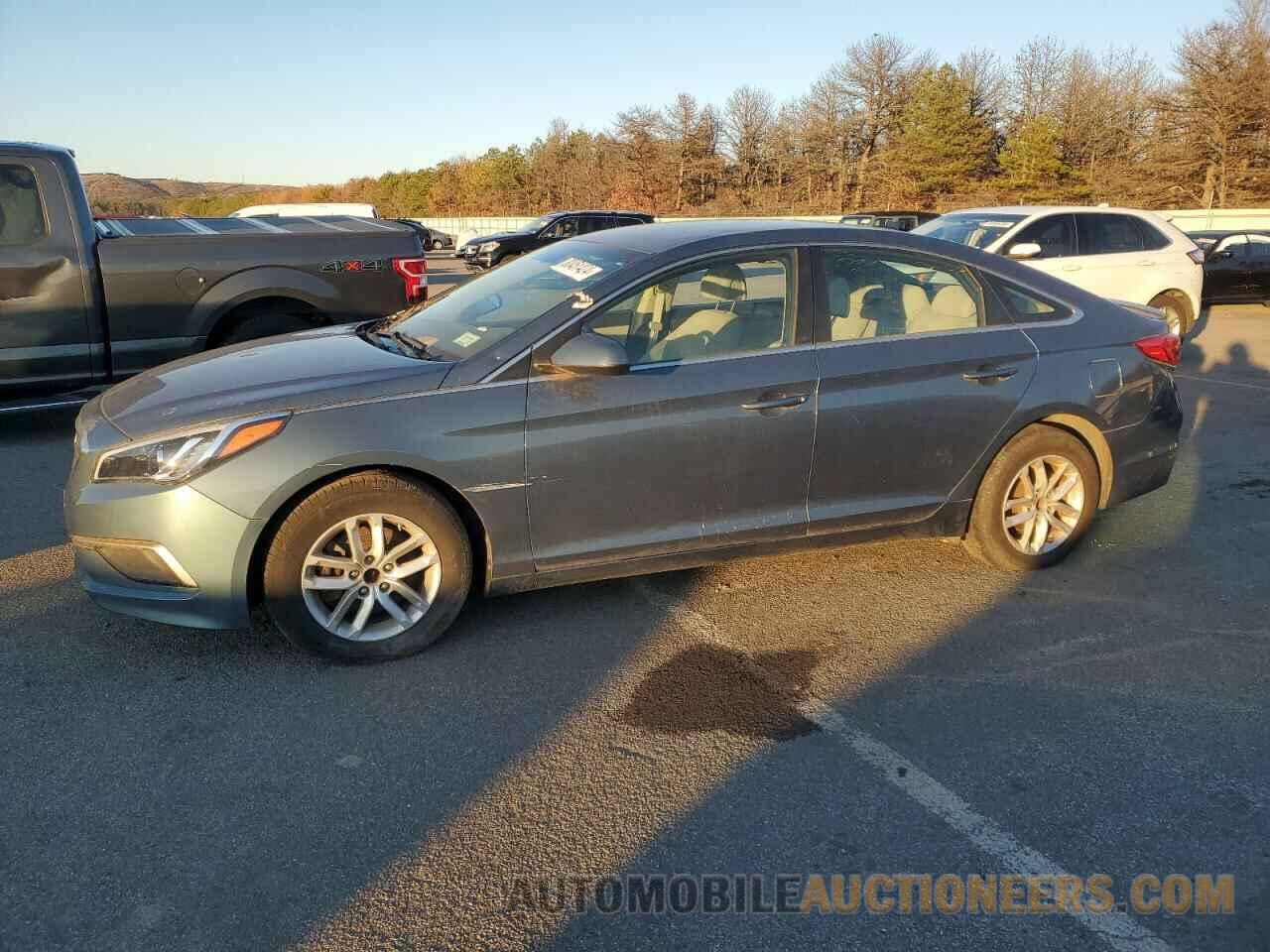 5NPE24AF5GH381304 HYUNDAI SONATA 2016