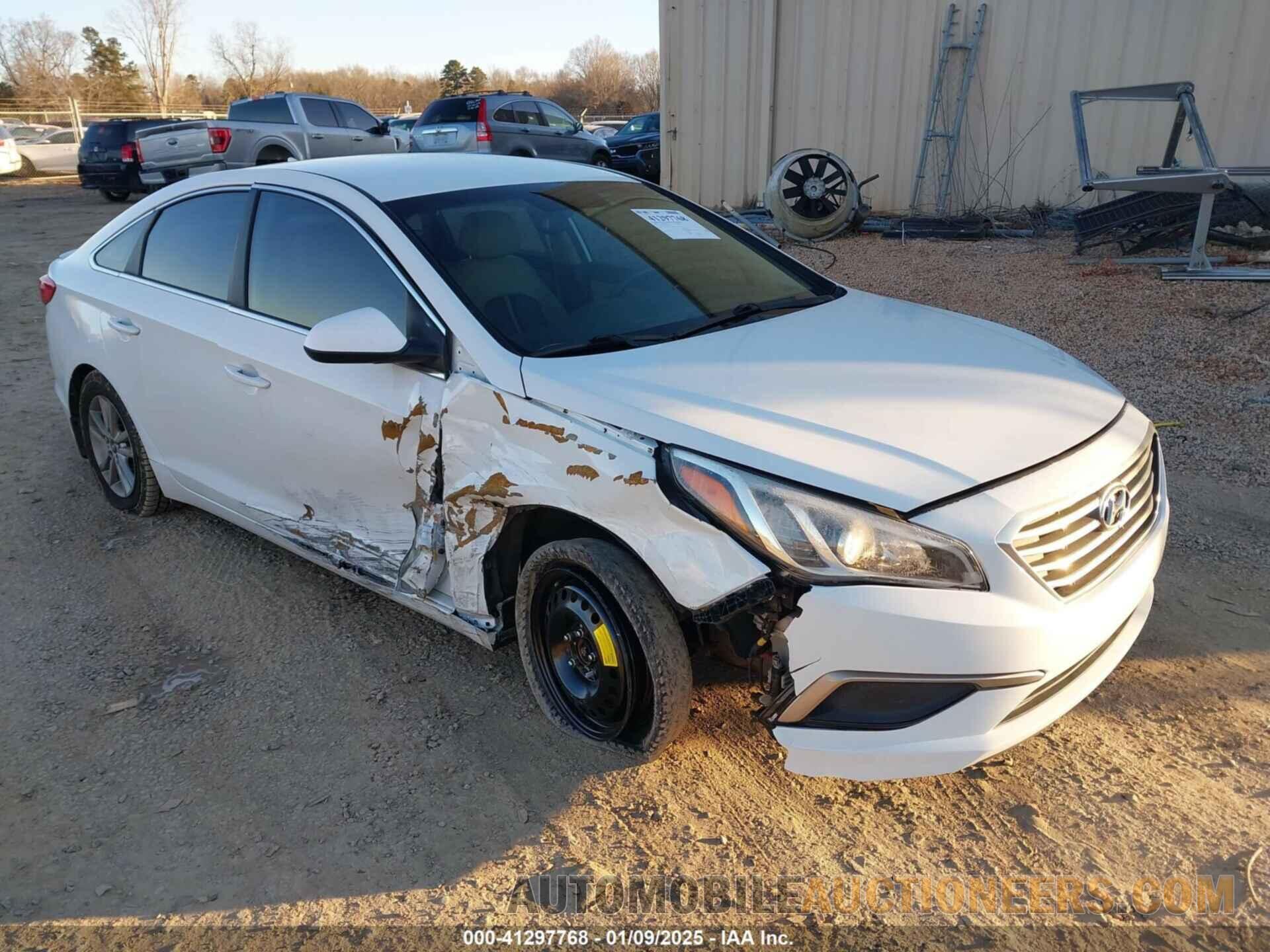 5NPE24AF5HH495708 HYUNDAI SONATA 2017