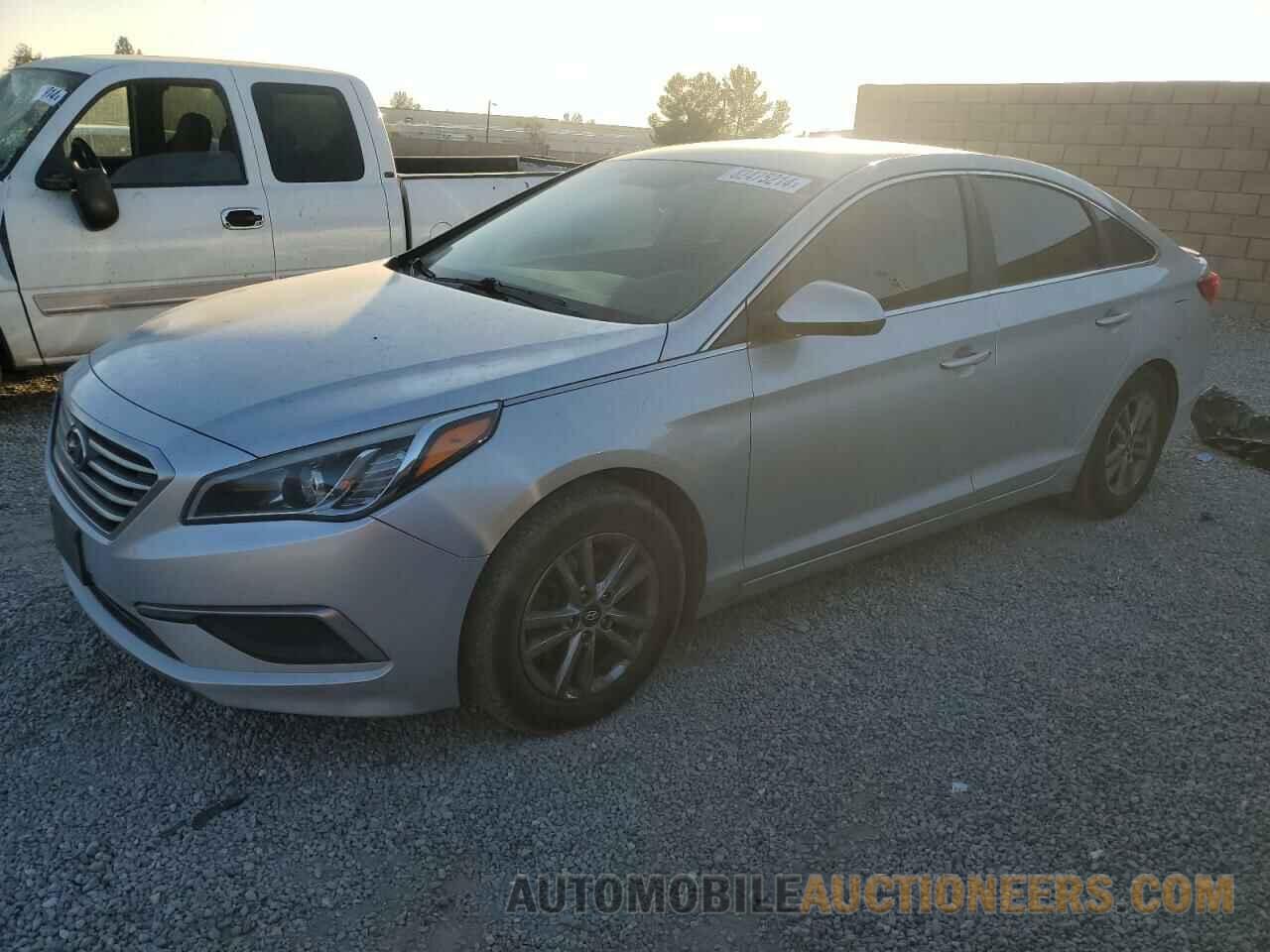 5NPE24AF5HH511082 HYUNDAI SONATA 2017