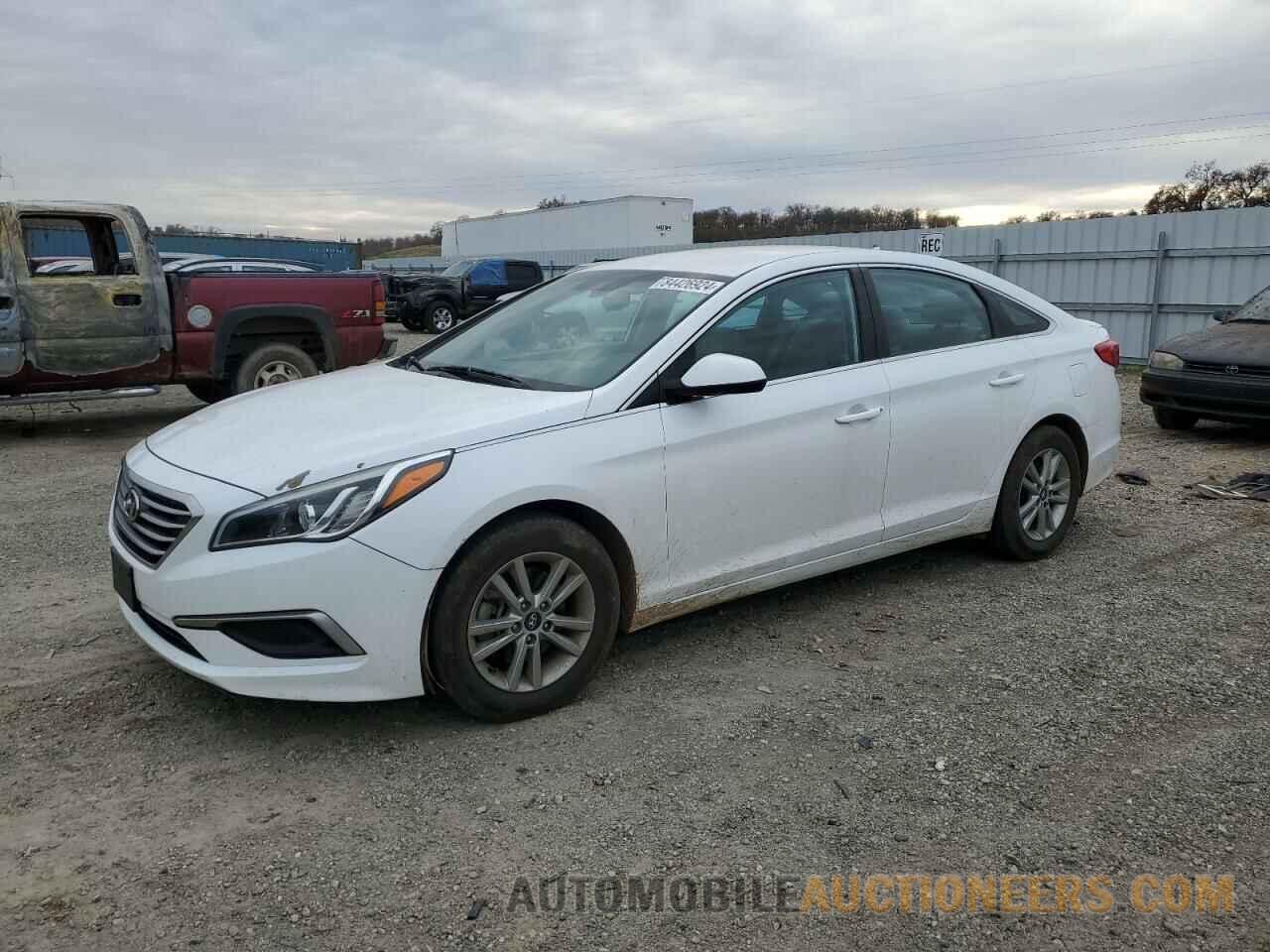 5NPE24AF5HH570469 HYUNDAI SONATA 2017