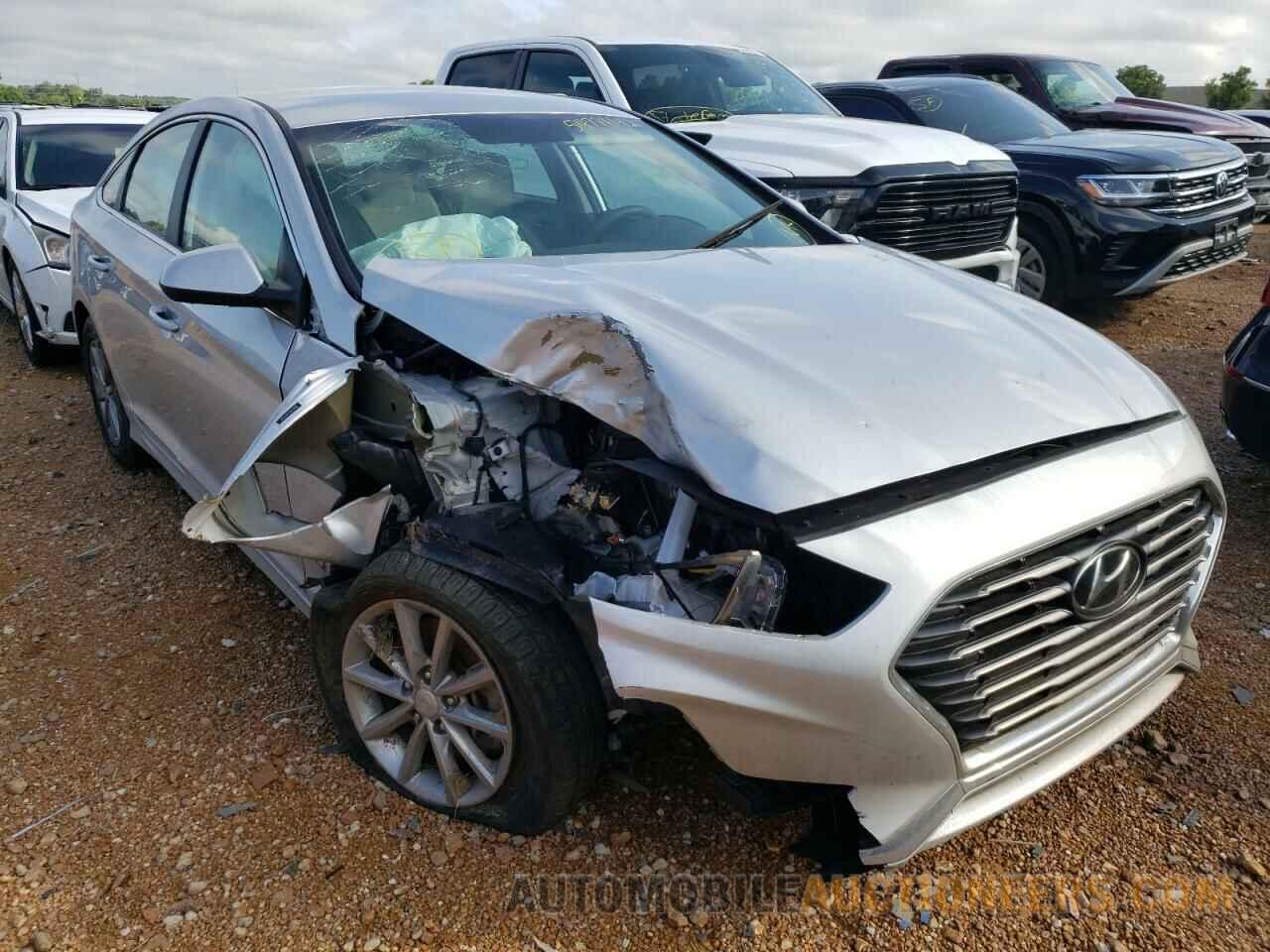 5NPE24AF5JH678984 HYUNDAI SONATA 2018