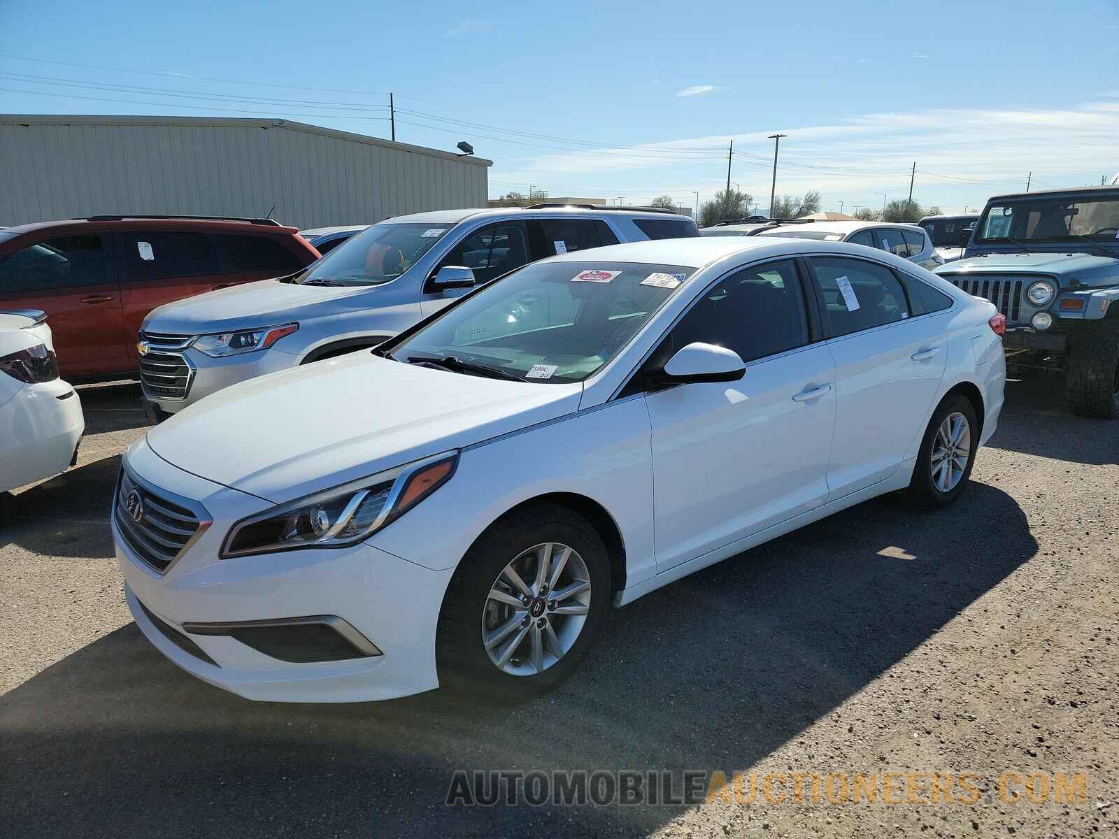 5NPE24AF6HH538520 Hyundai Sonata 2017