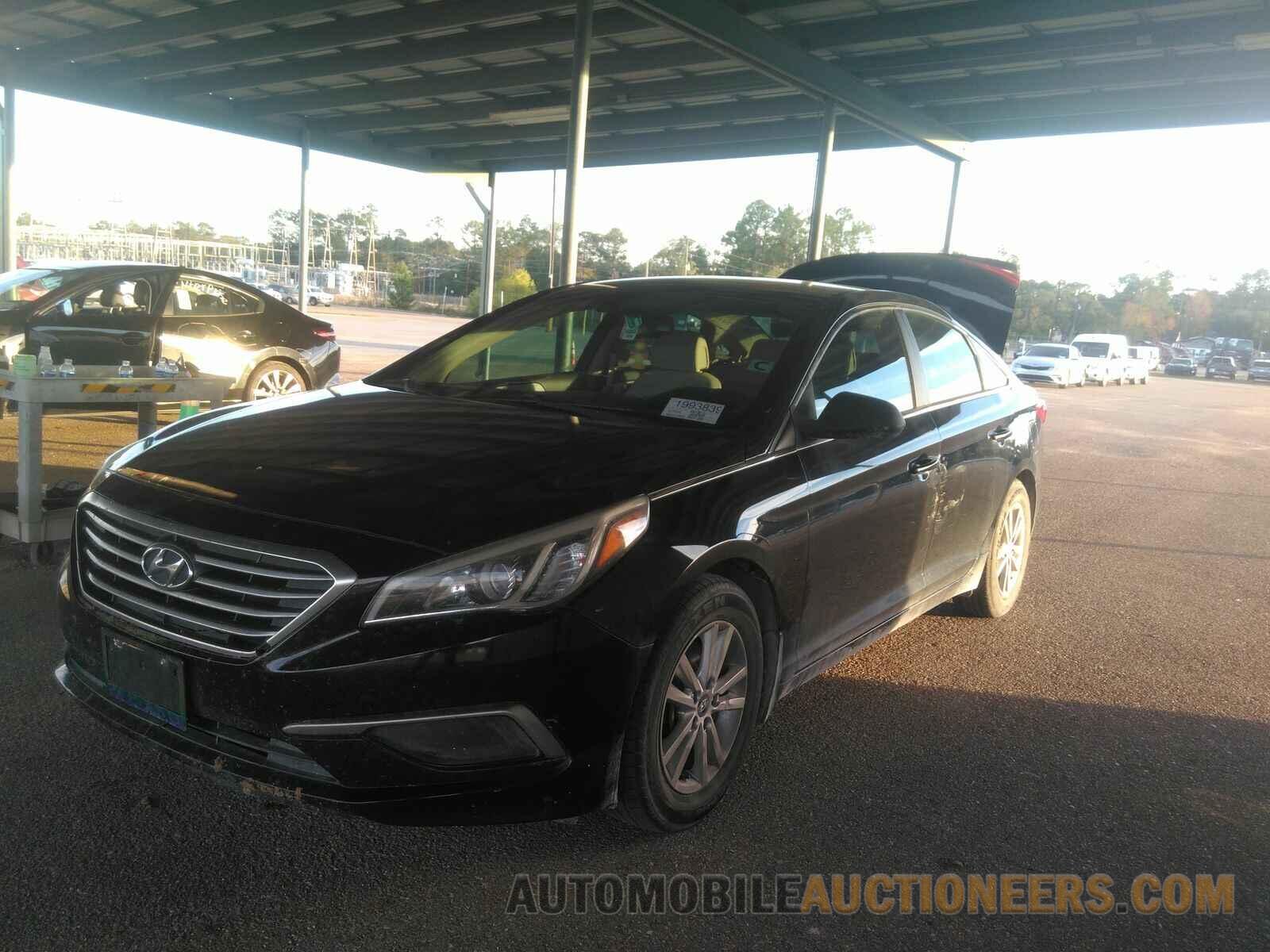 5NPE24AF7HH451080 Hyundai Sonata 2017