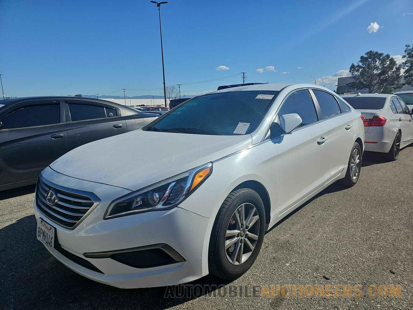 5NPE24AF8HH531424 Hyundai Sonata 2017