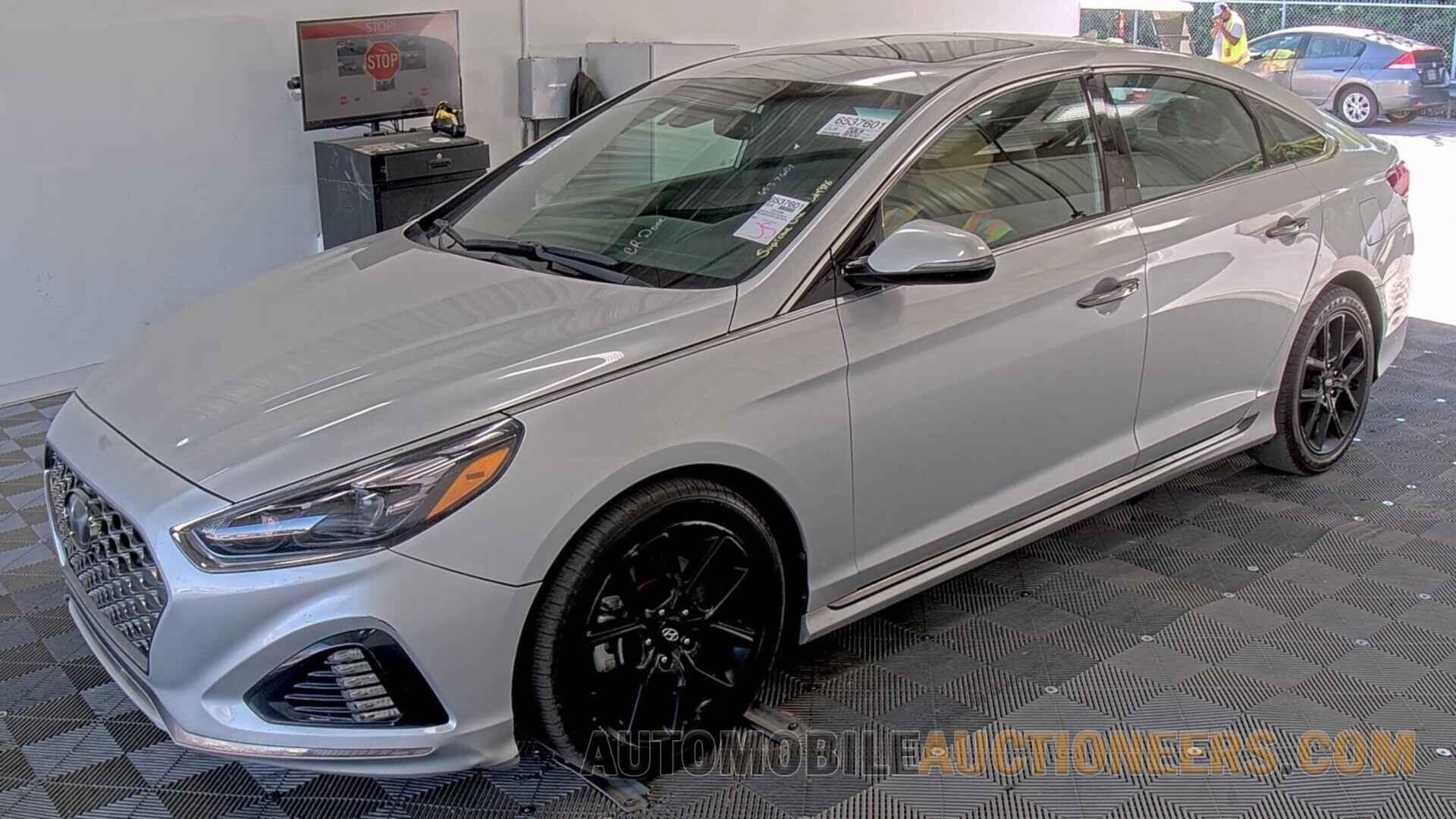 5NPE34AB1JH678913 Hyundai Sonata 2018