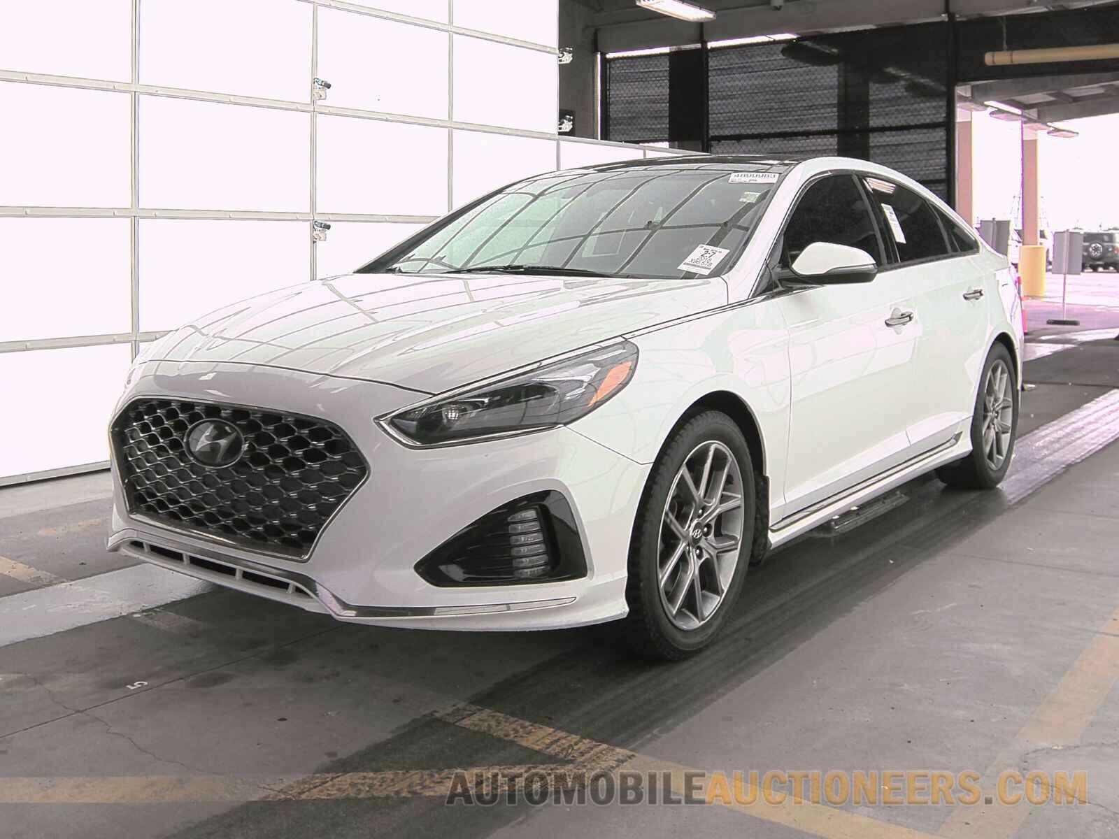 5NPE34AB2JH721011 Hyundai Sonata 2018