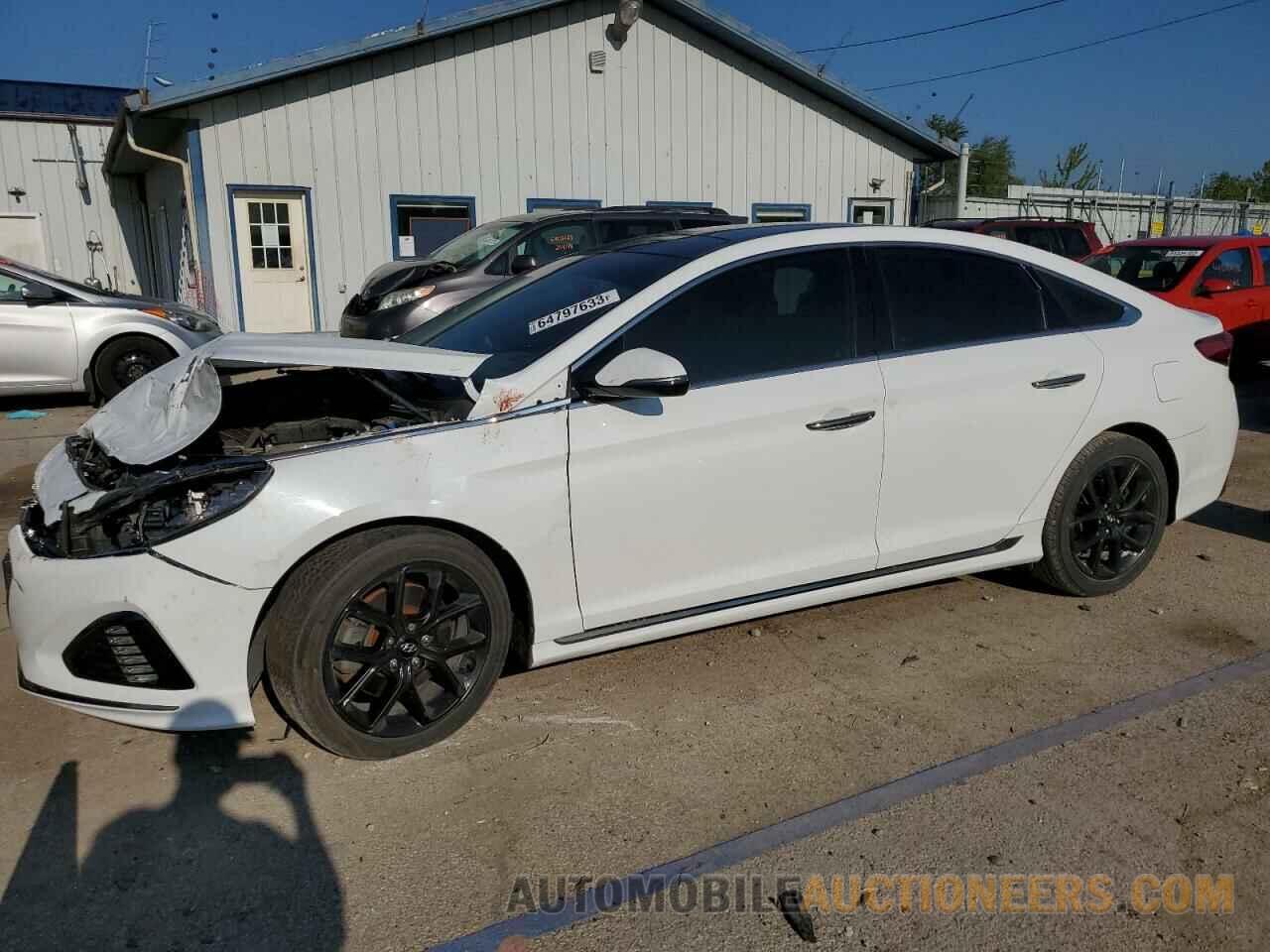 5NPE34AB3JH727979 HYUNDAI SONATA 2018