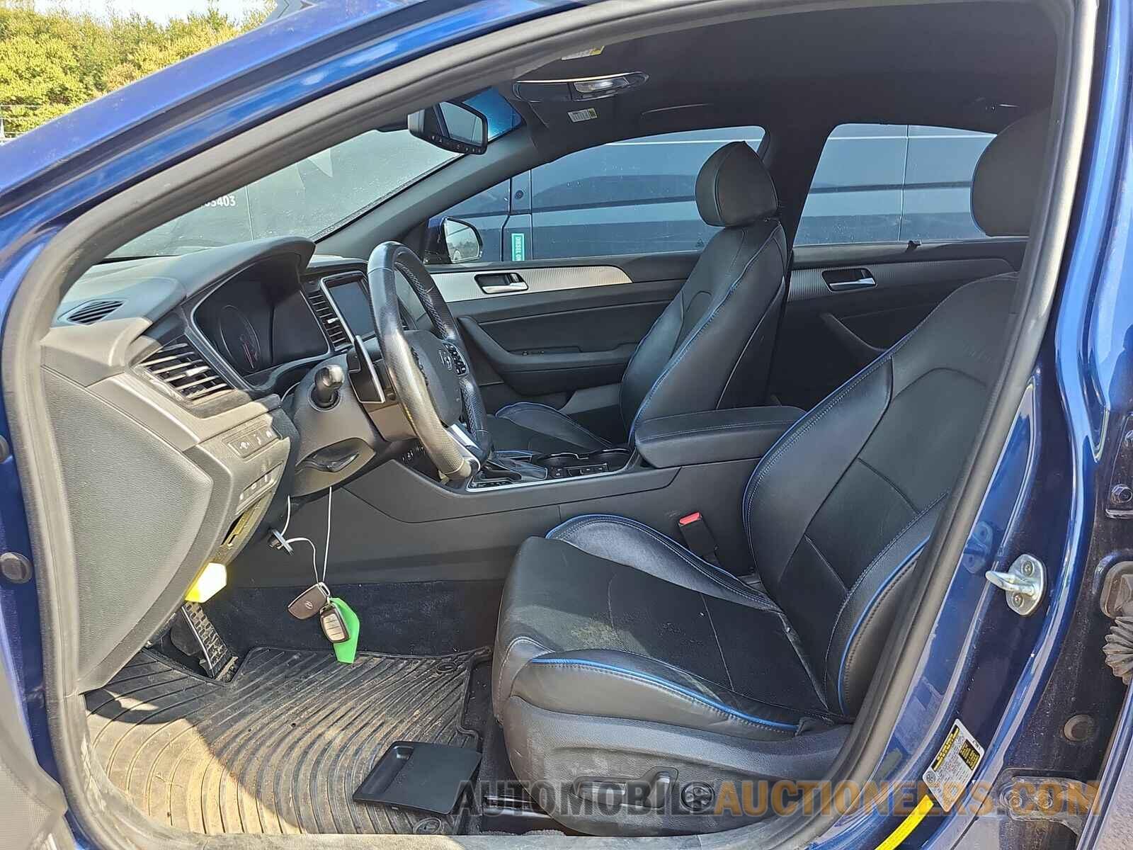 5NPE34AB3KH746078 Hyundai Sonata 2019