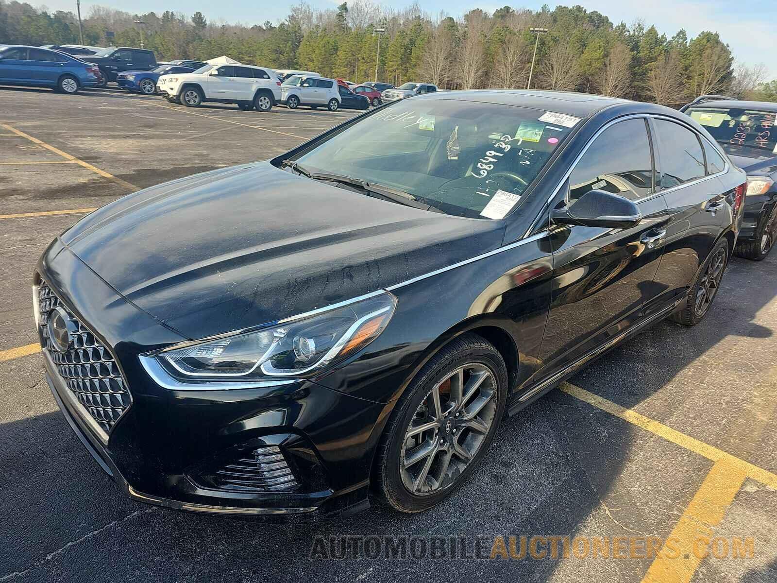 5NPE34AB4JH684933 Hyundai Sonata 2018