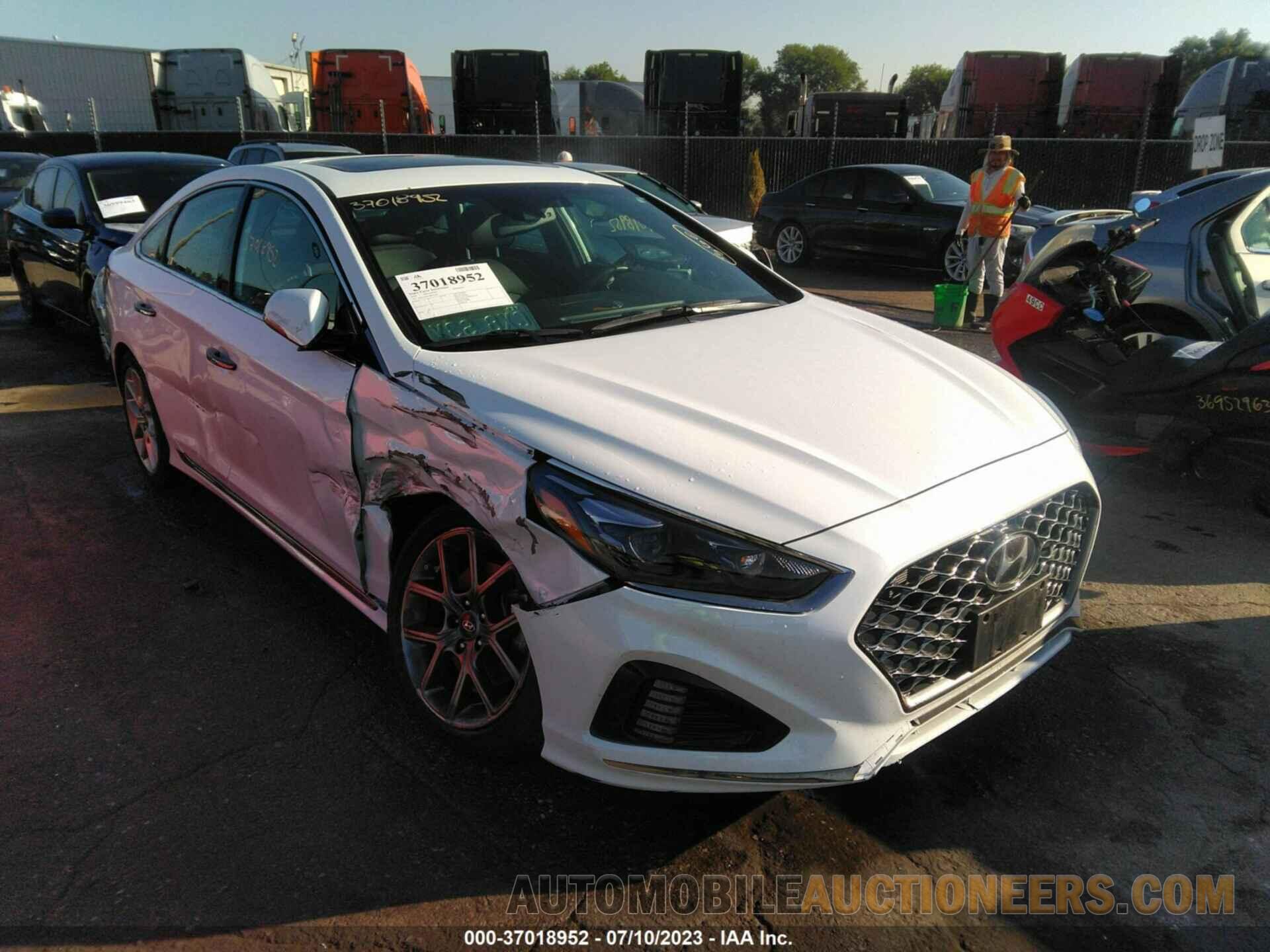 5NPE34AB6JH693388 HYUNDAI SONATA 2018