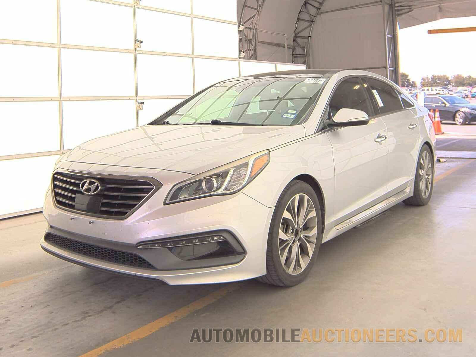 5NPE34AB7FH129756 Hyundai Sonata 2015