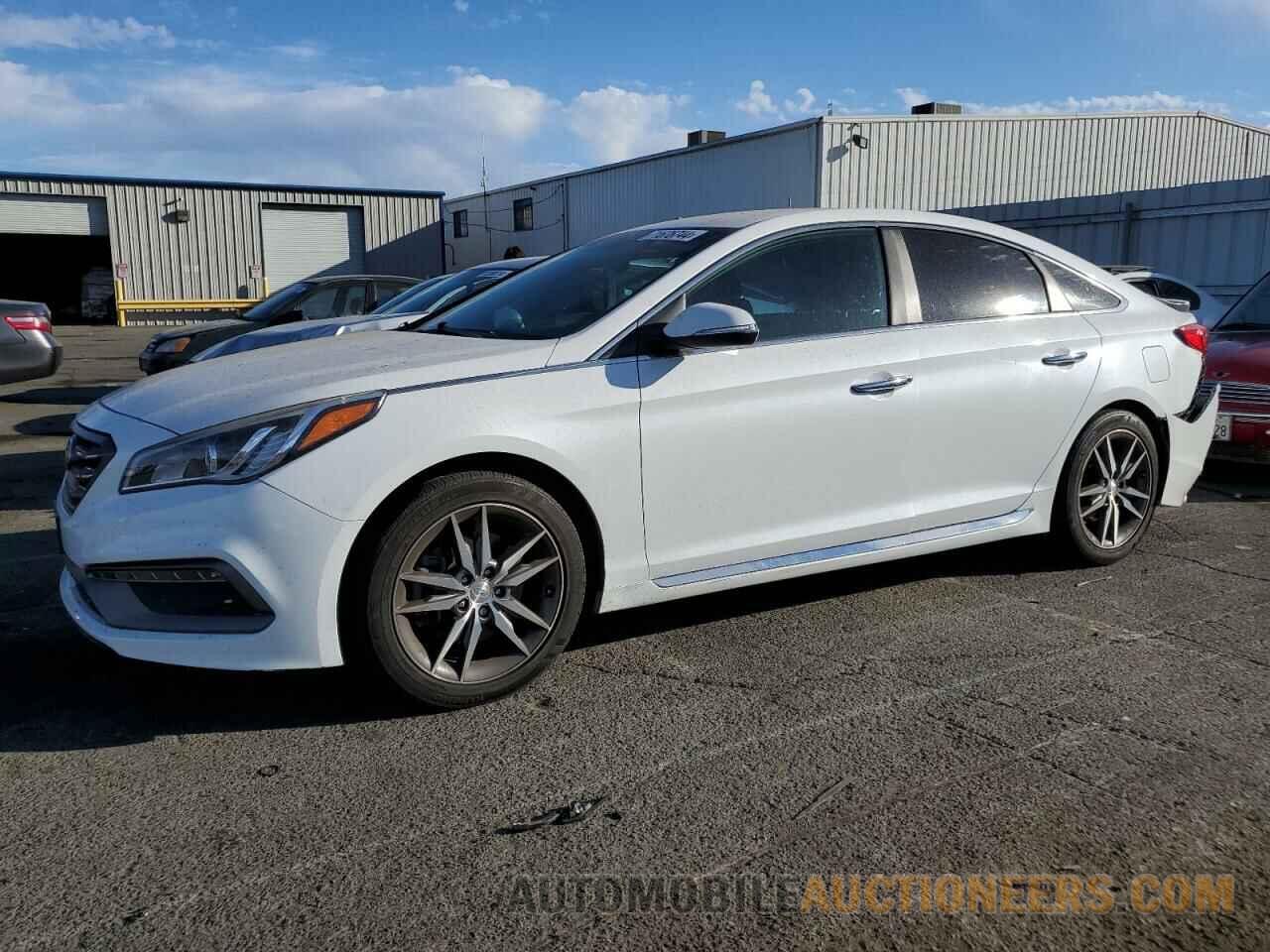 5NPE34ABXFH193516 HYUNDAI SONATA 2015