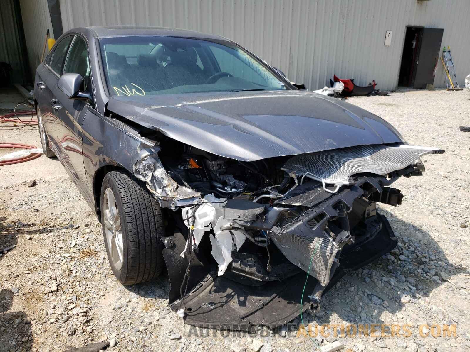 5NPE34AF0JH663466 HYUNDAI SONATA 2018