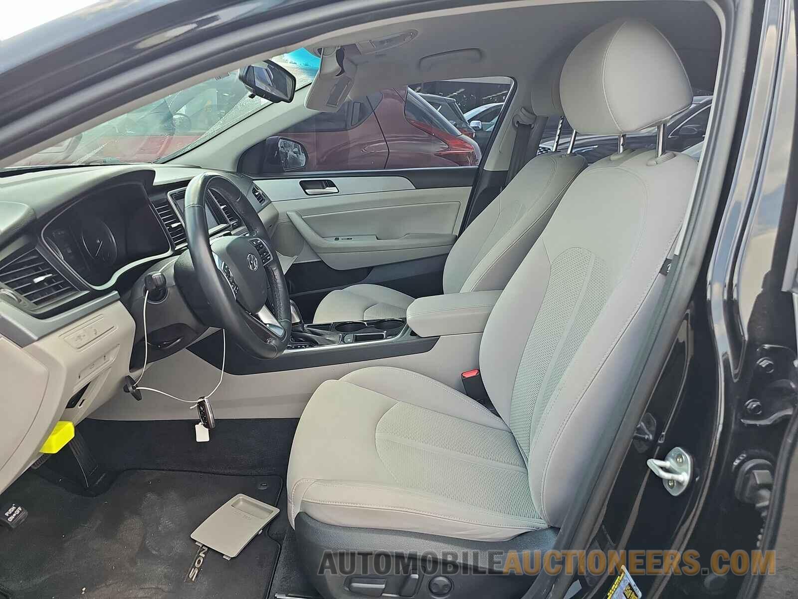 5NPE34AF0KH767778 Hyundai Sonata 2019