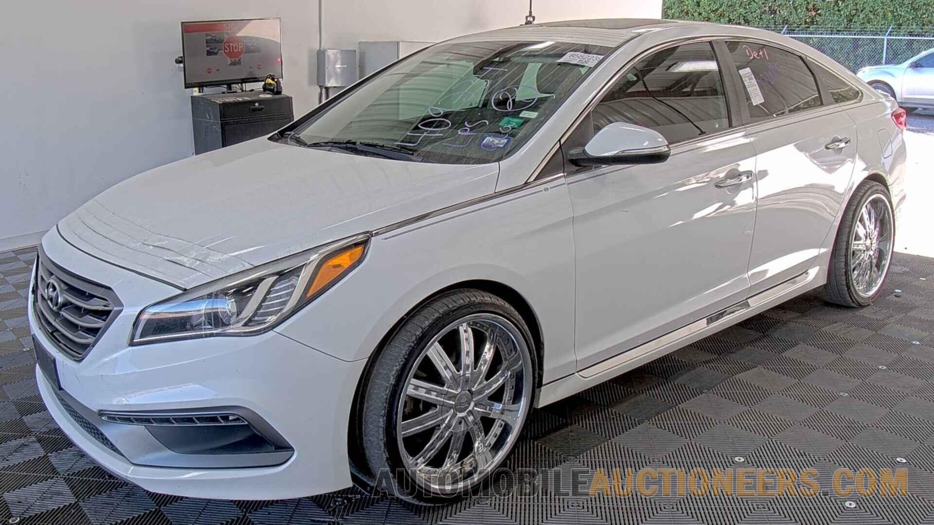 5NPE34AF2GH409234 Hyundai Sonata 2016