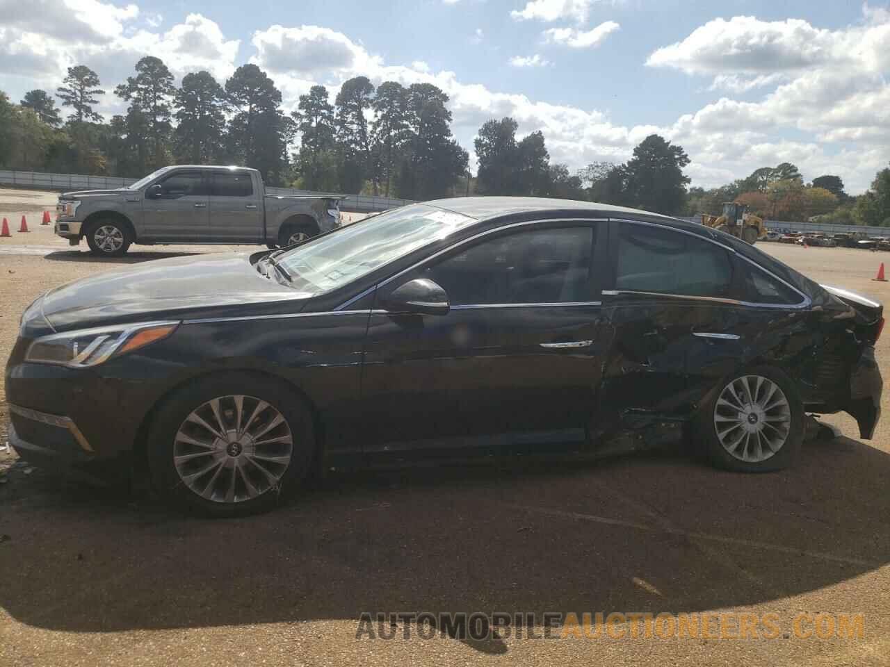 5NPE34AF5FH206983 HYUNDAI SONATA 2015