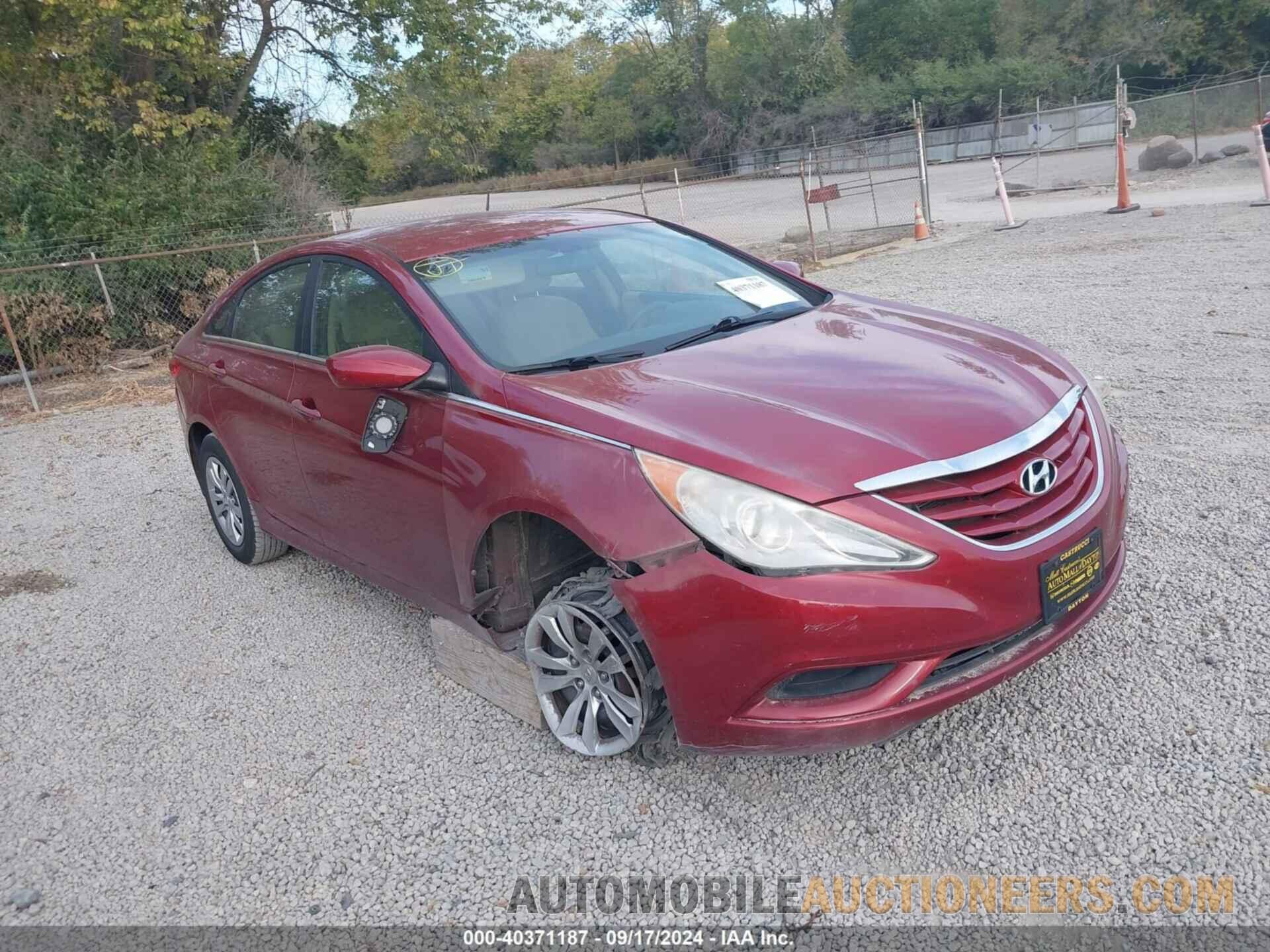 5NPEB4AC0BH054419 HYUNDAI SONATA 2011