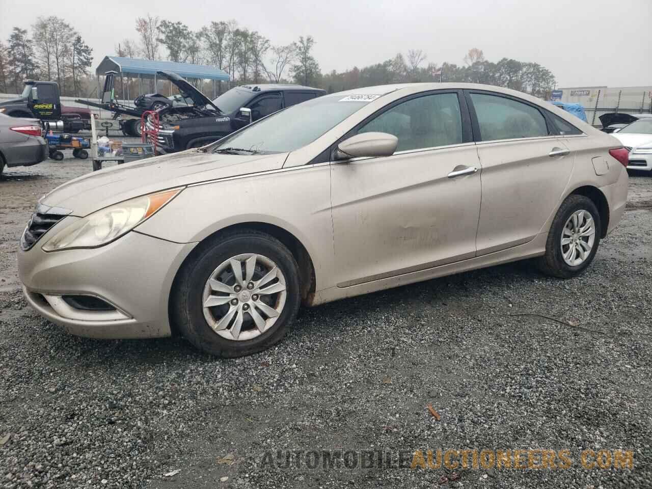 5NPEB4AC0BH164743 HYUNDAI SONATA 2011