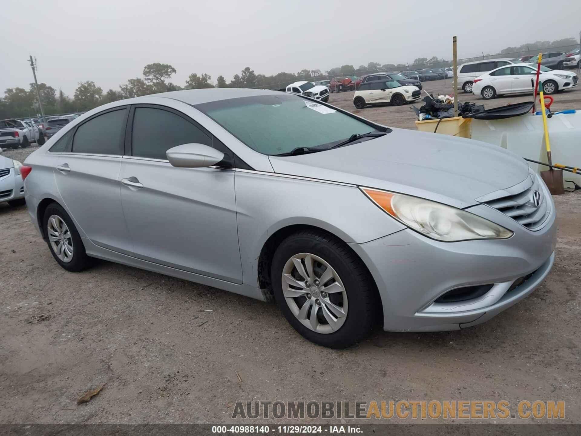 5NPEB4AC0BH164922 HYUNDAI SONATA 2011