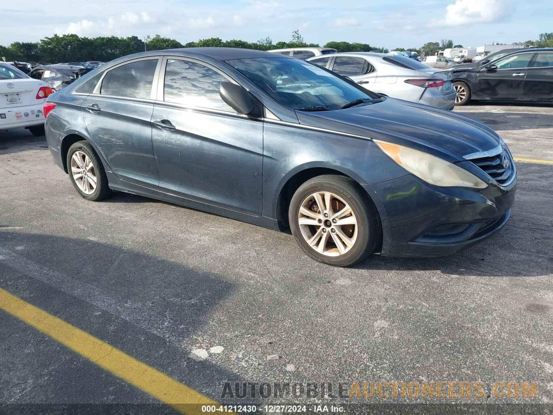 5NPEB4AC0BH211351 HYUNDAI SONATA 2011