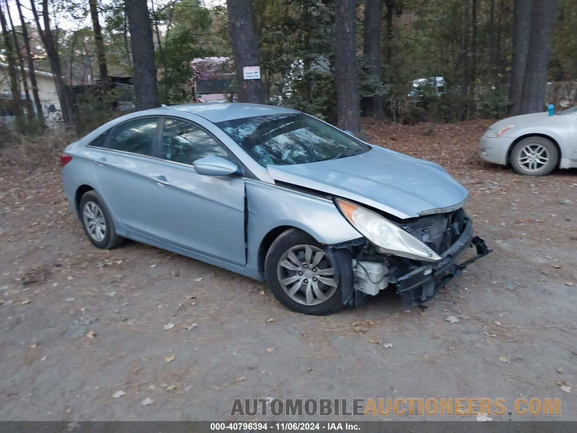 5NPEB4AC0BH218235 HYUNDAI SONATA 2011