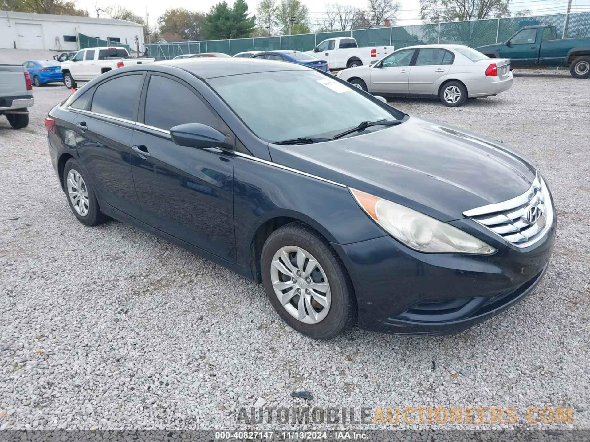 5NPEB4AC0BH220079 HYUNDAI SONATA 2011