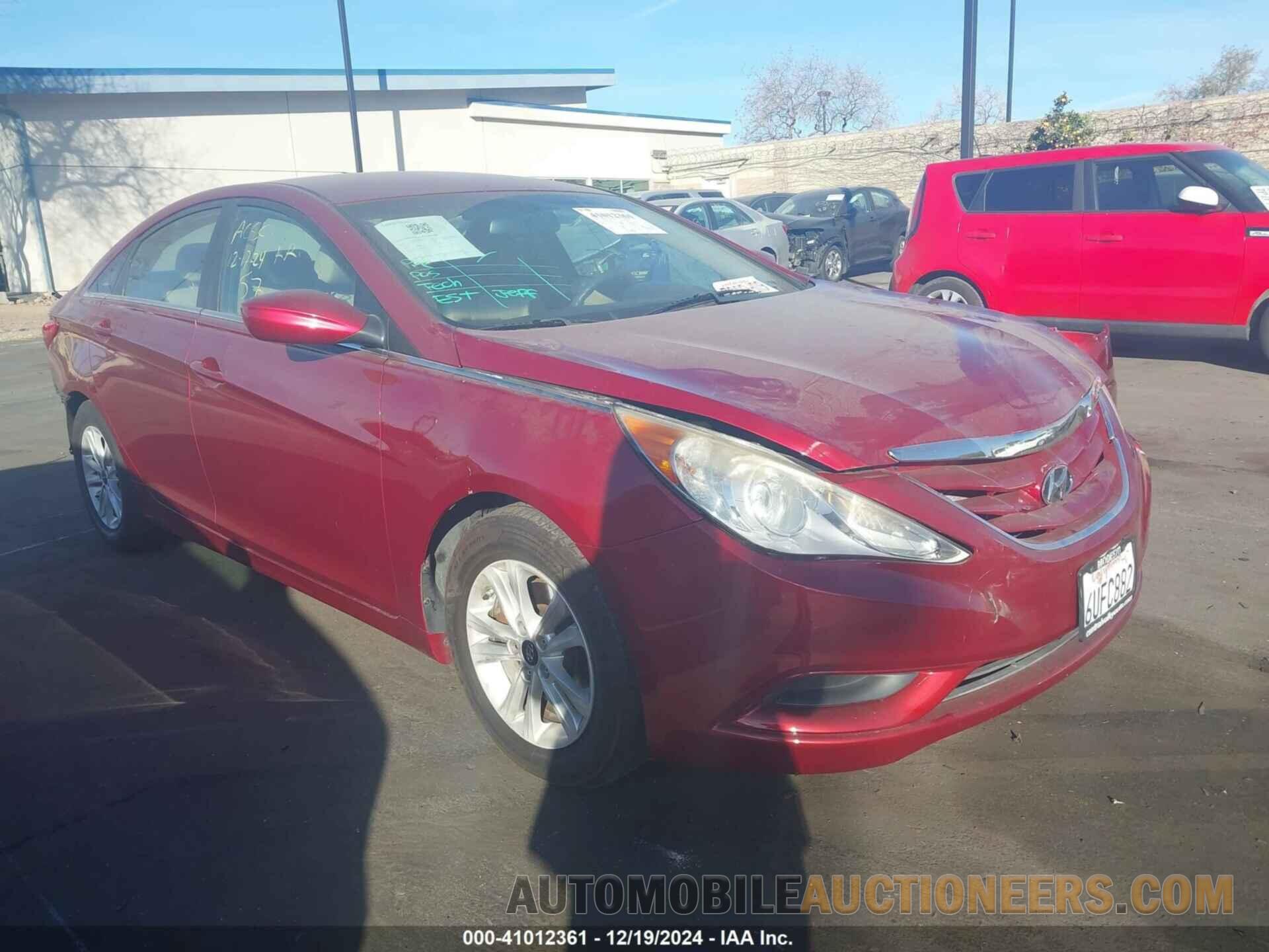 5NPEB4AC0CH384675 HYUNDAI SONATA 2012