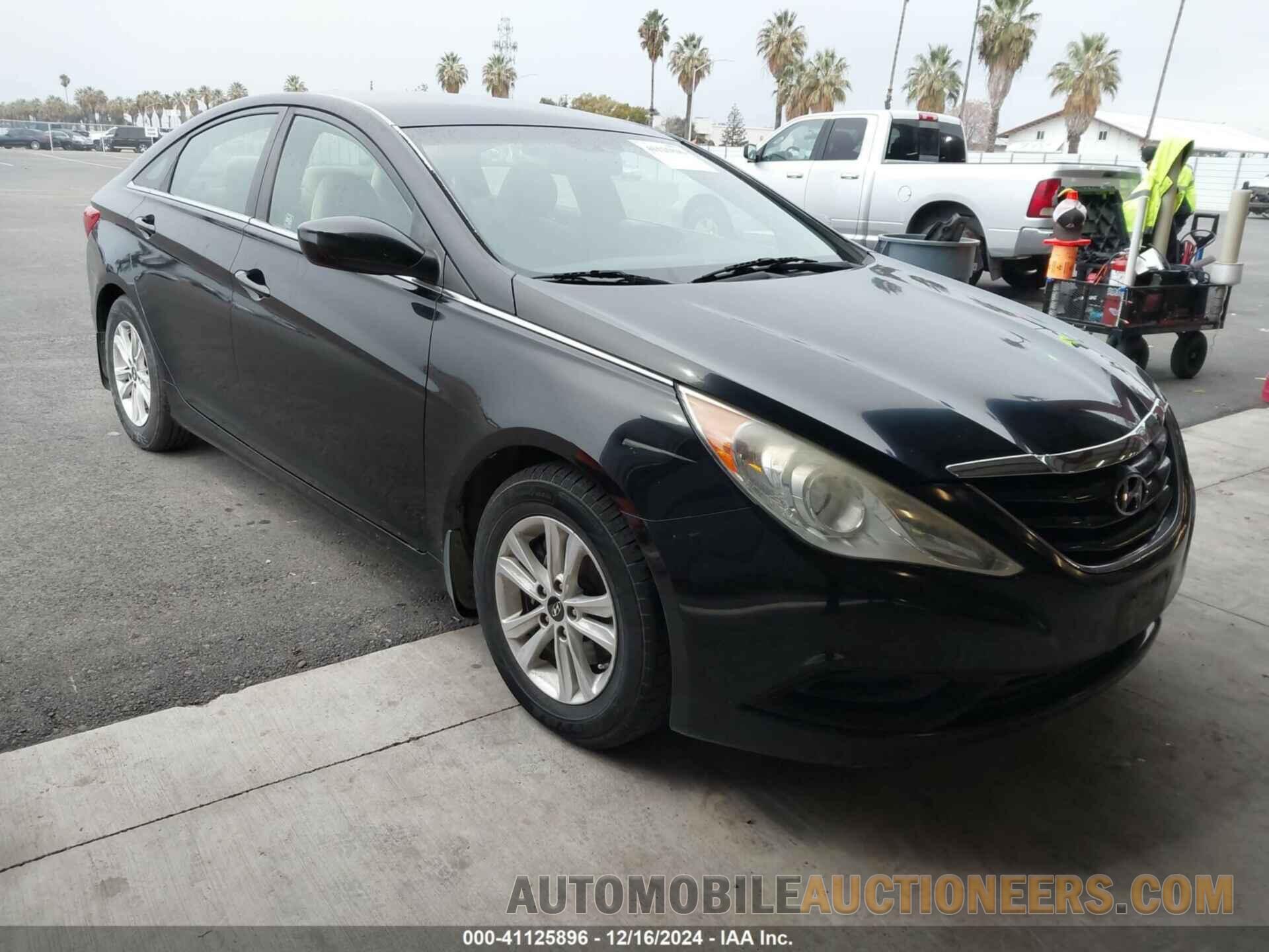 5NPEB4AC0CH475784 HYUNDAI SONATA 2012