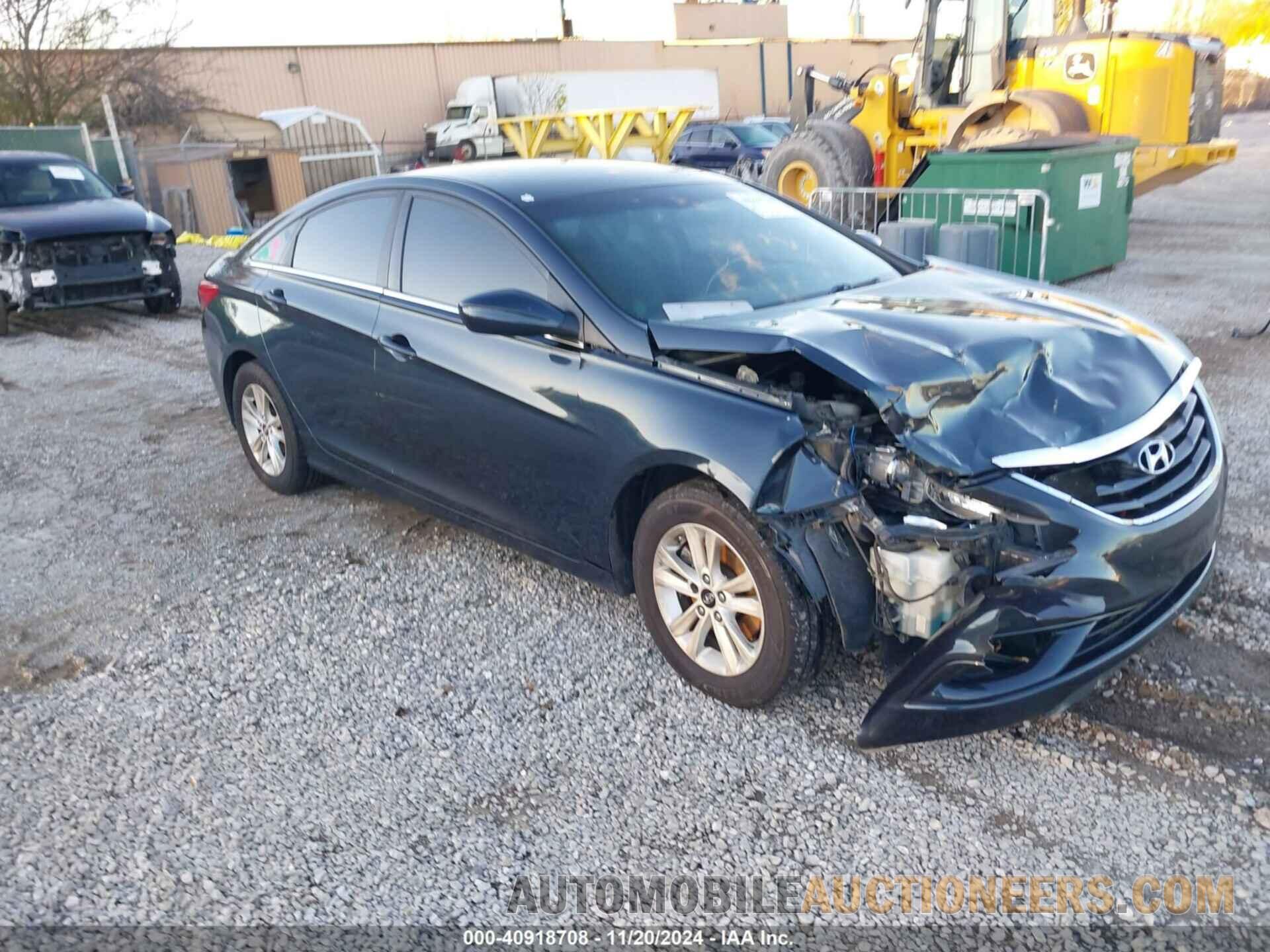 5NPEB4AC0CH486221 HYUNDAI SONATA 2012