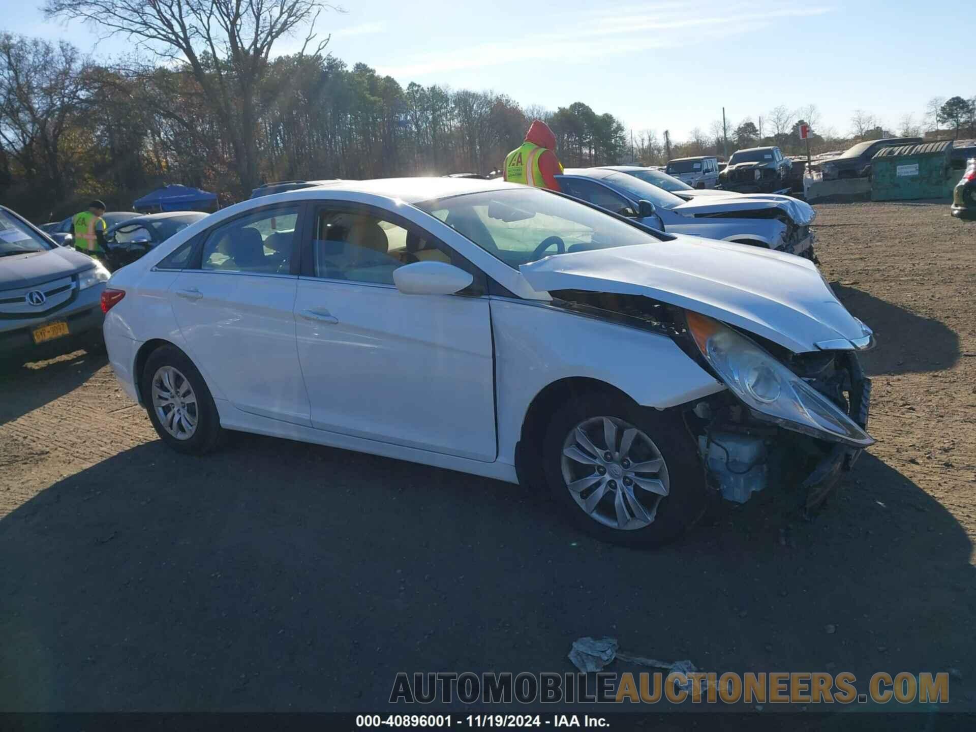 5NPEB4AC0DH508042 HYUNDAI SONATA 2013