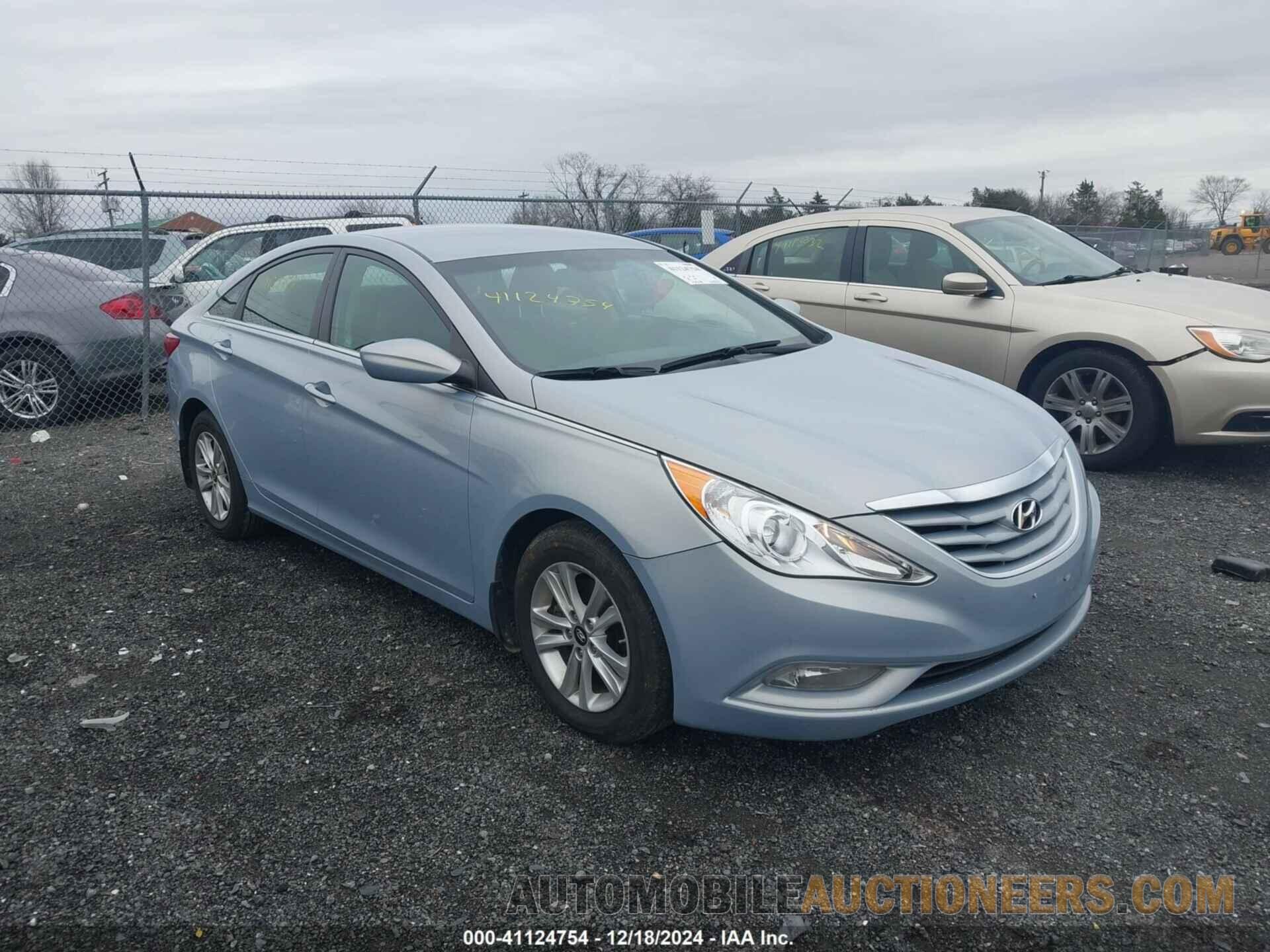 5NPEB4AC0DH517596 HYUNDAI SONATA 2013