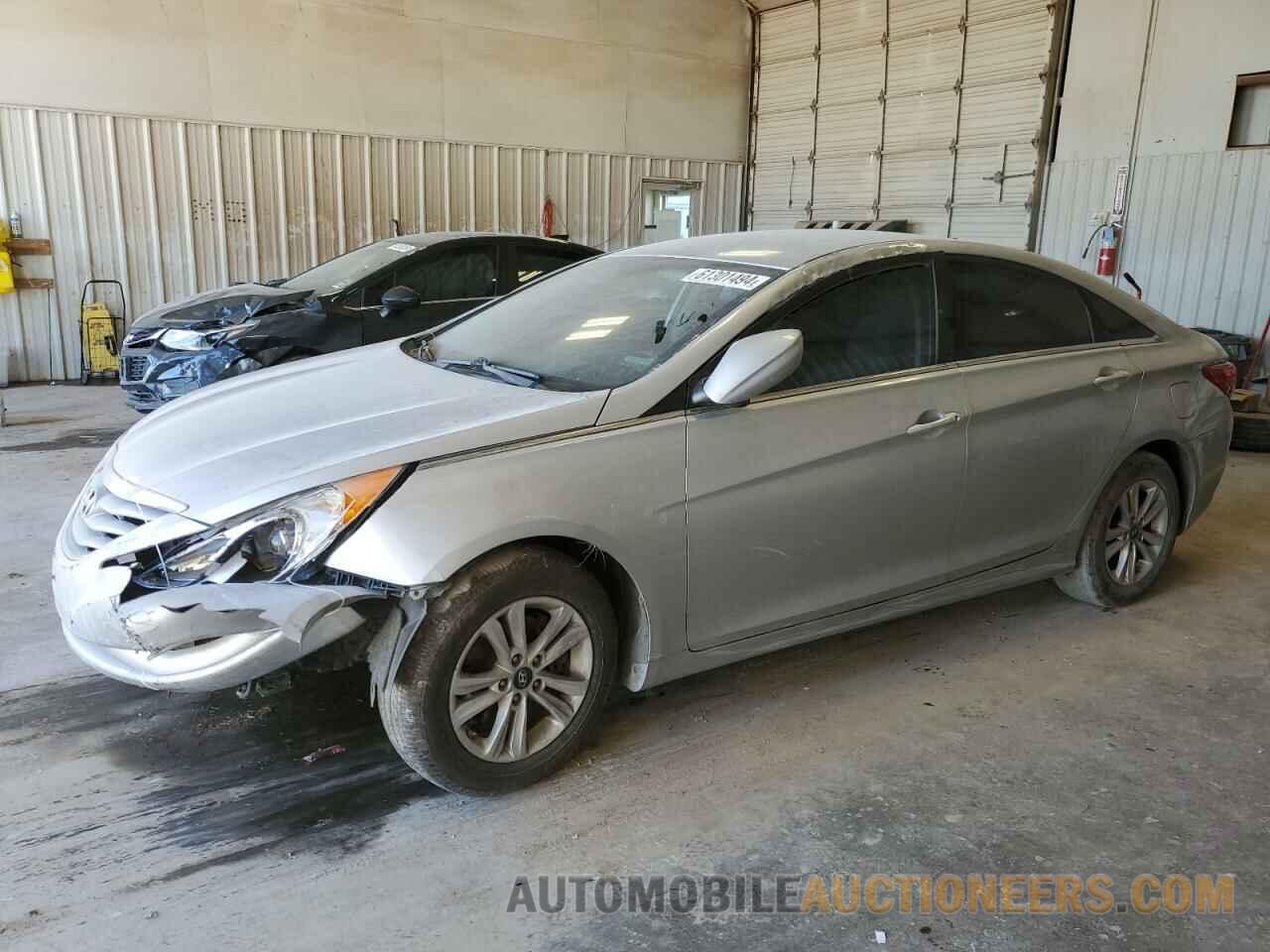 5NPEB4AC0DH555992 HYUNDAI SONATA 2013