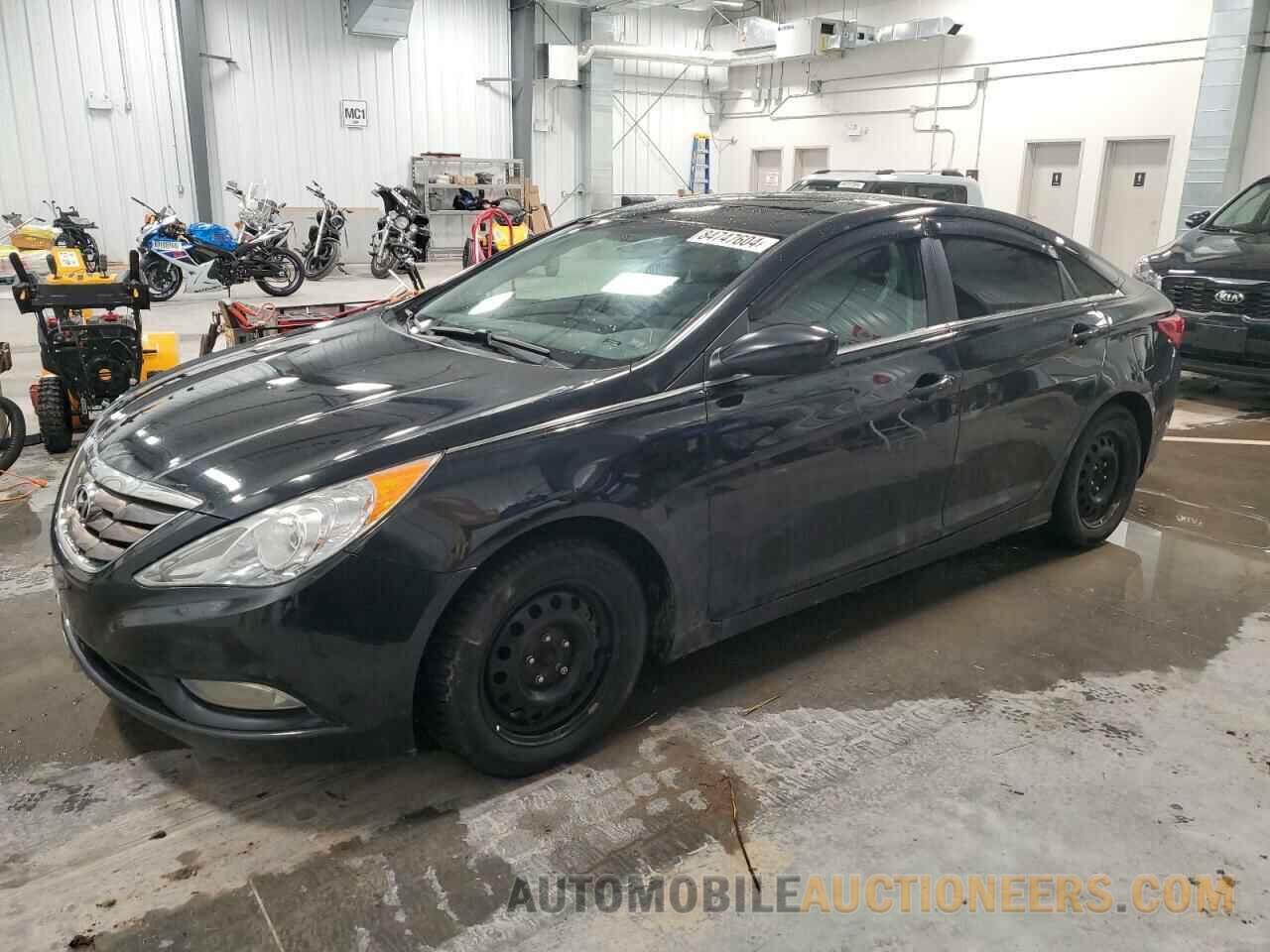 5NPEB4AC0DH638015 HYUNDAI SONATA 2013