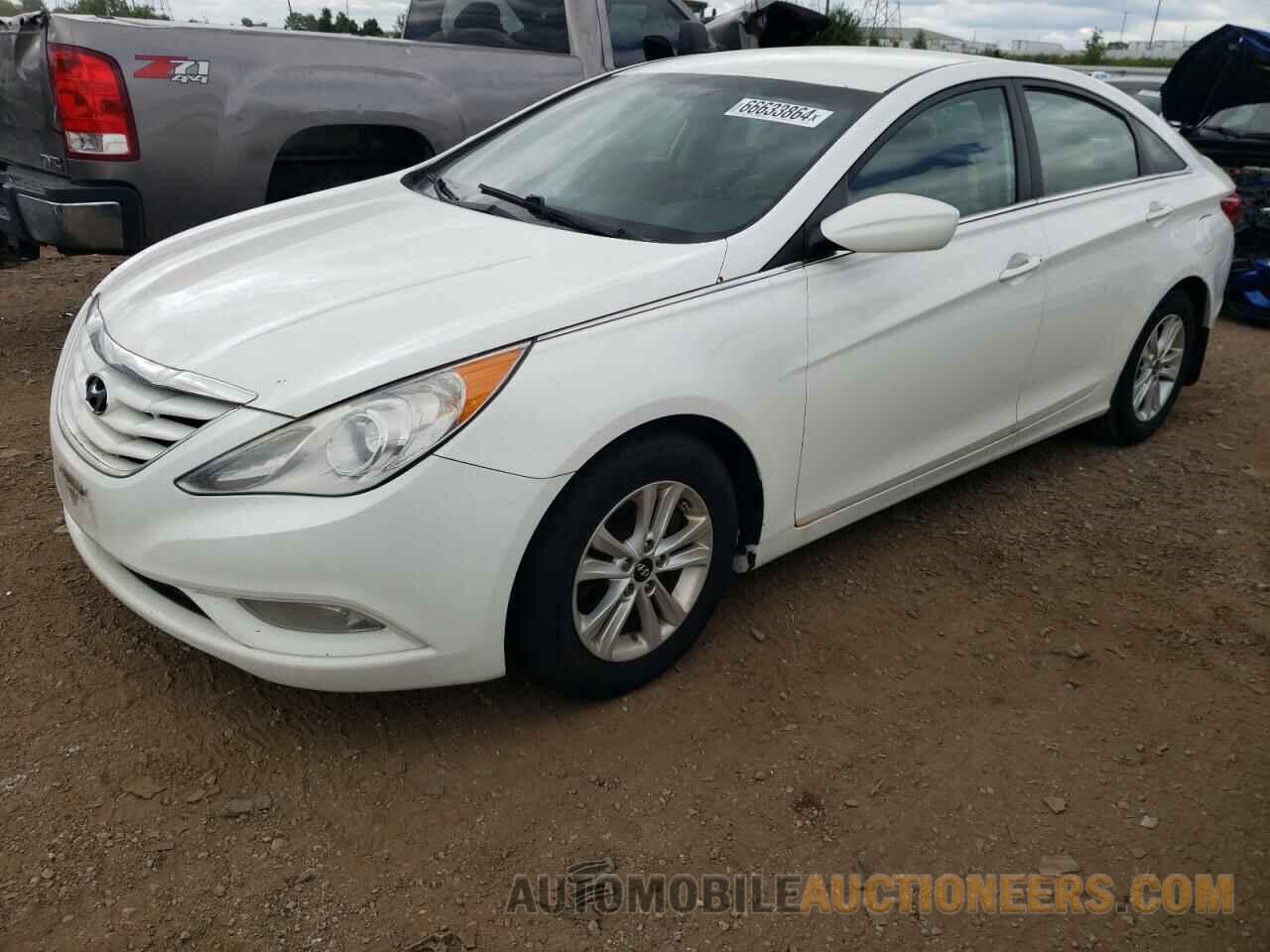 5NPEB4AC0DH745260 HYUNDAI SONATA 2013