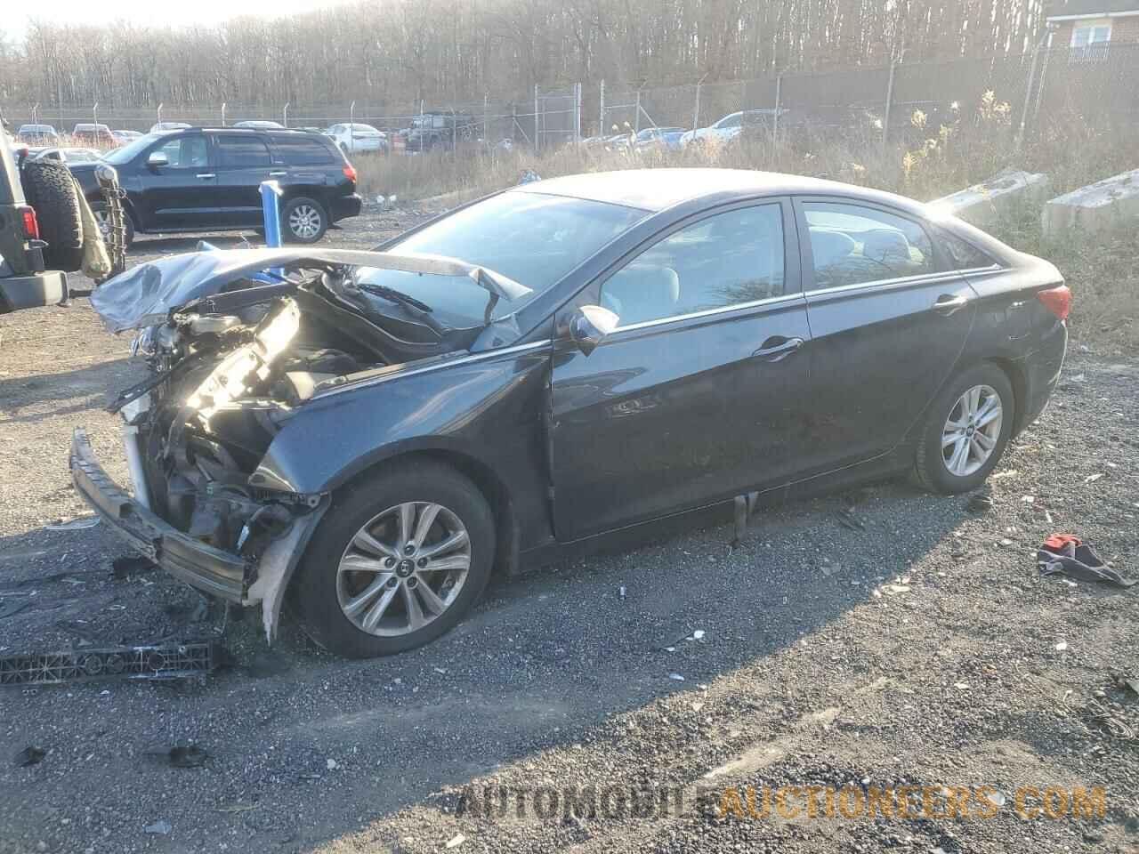 5NPEB4AC0DH768053 HYUNDAI SONATA 2013