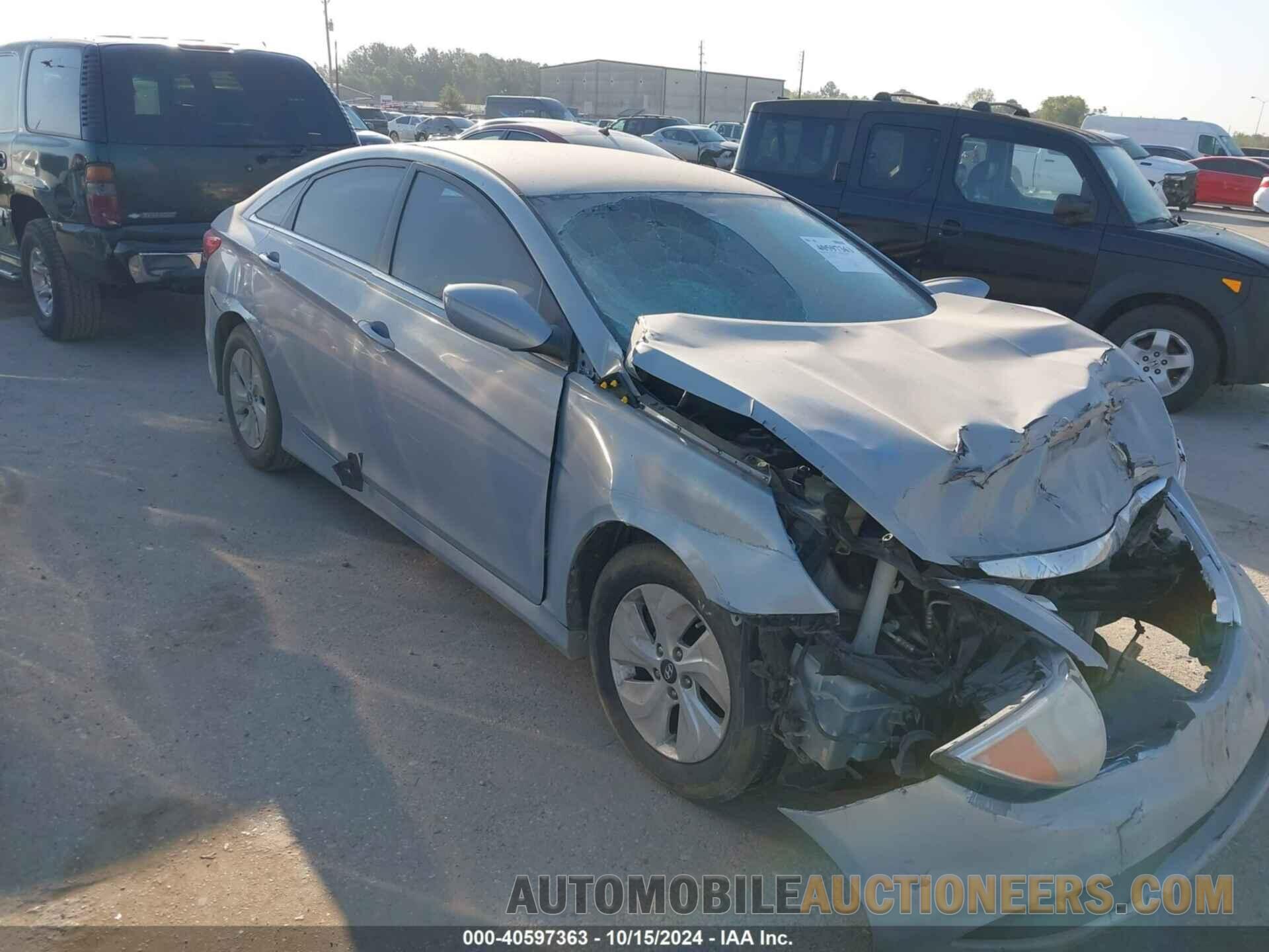 5NPEB4AC0EH823649 HYUNDAI SONATA 2014