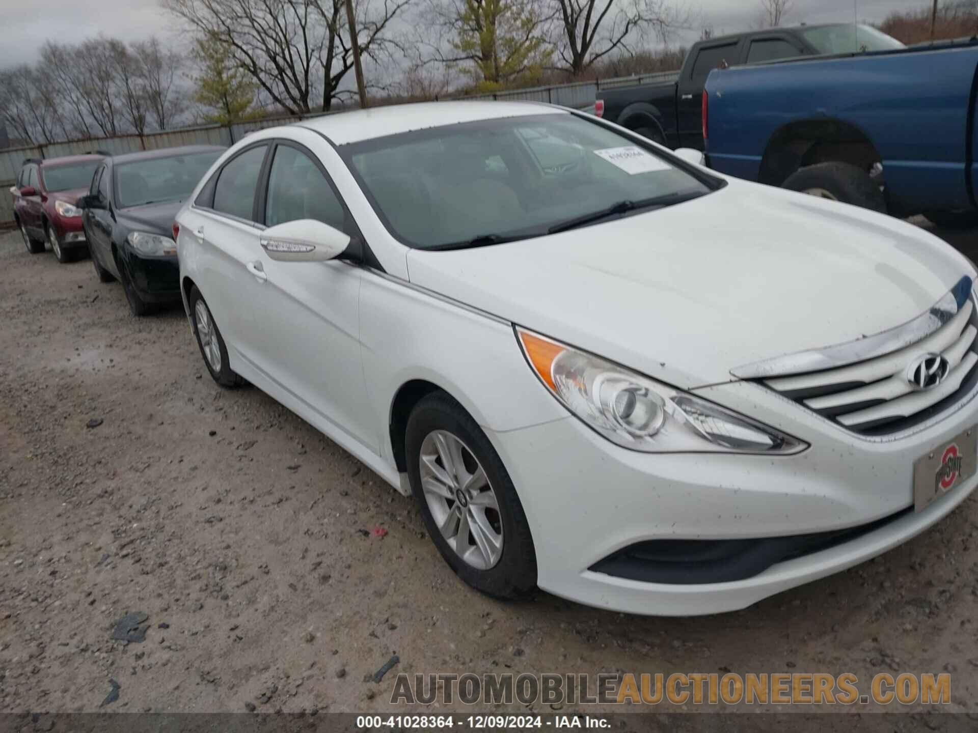 5NPEB4AC0EH881213 HYUNDAI SONATA 2014