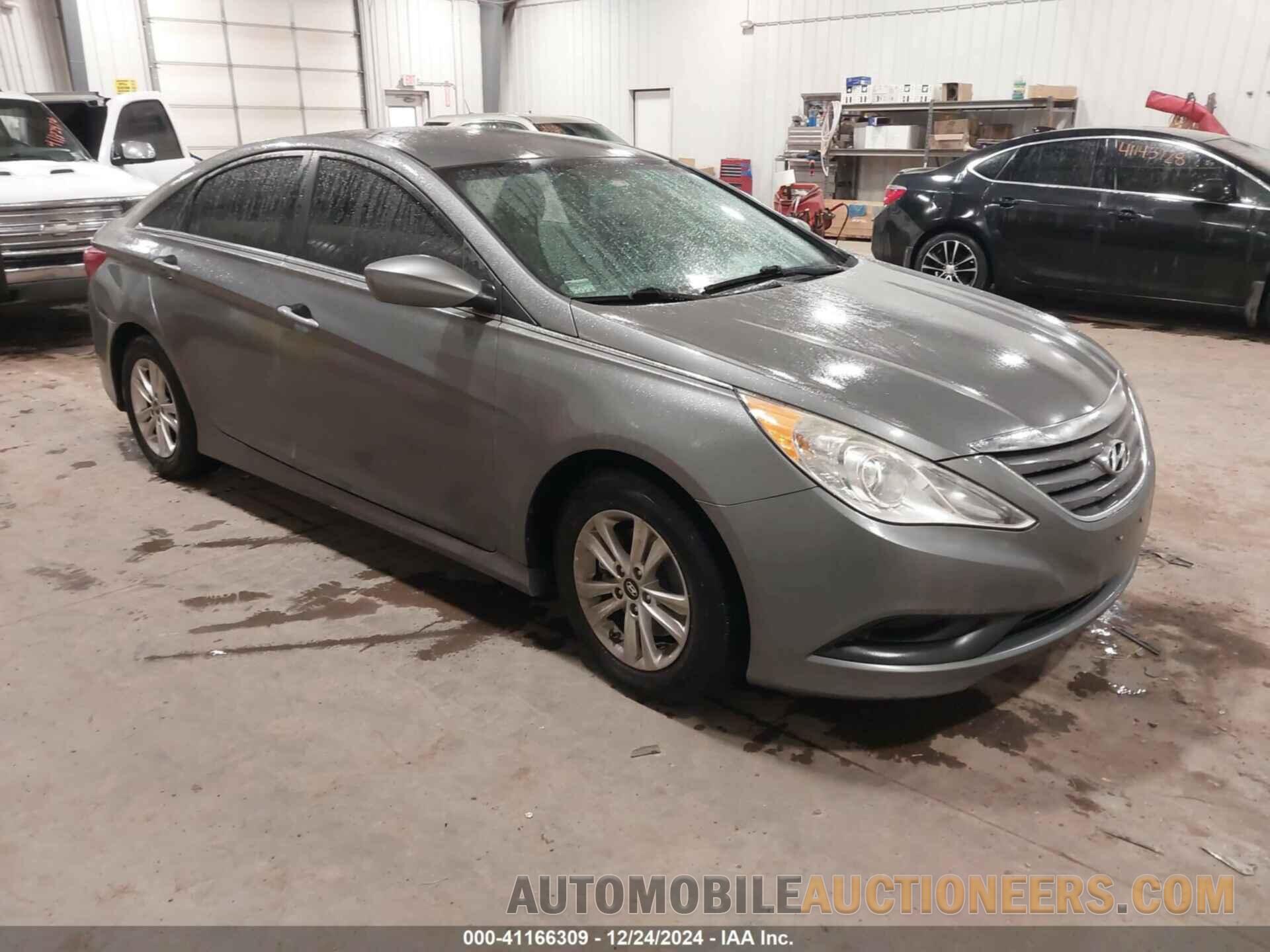 5NPEB4AC0EH907504 HYUNDAI SONATA 2014