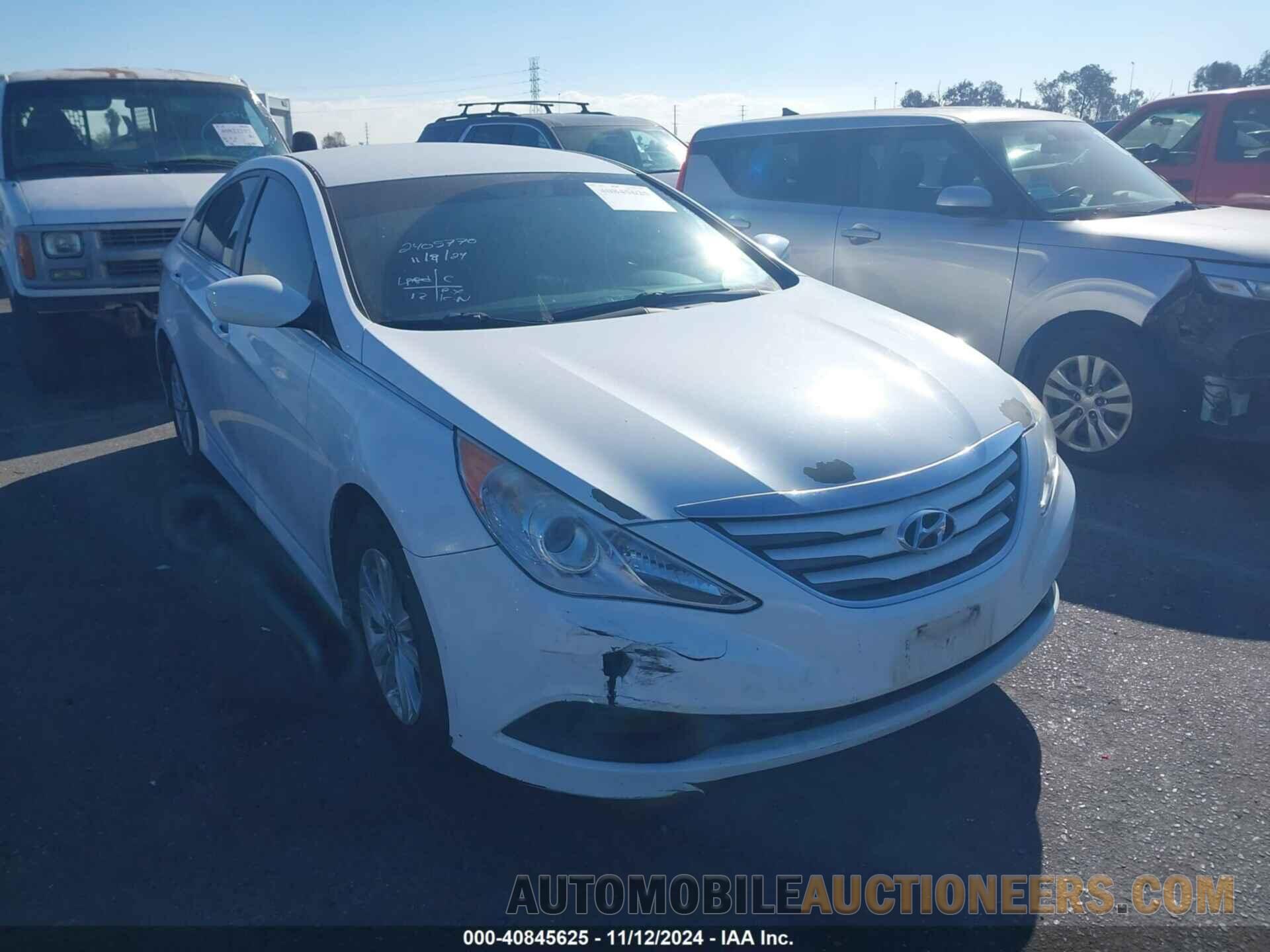 5NPEB4AC0EH910208 HYUNDAI SONATA 2014